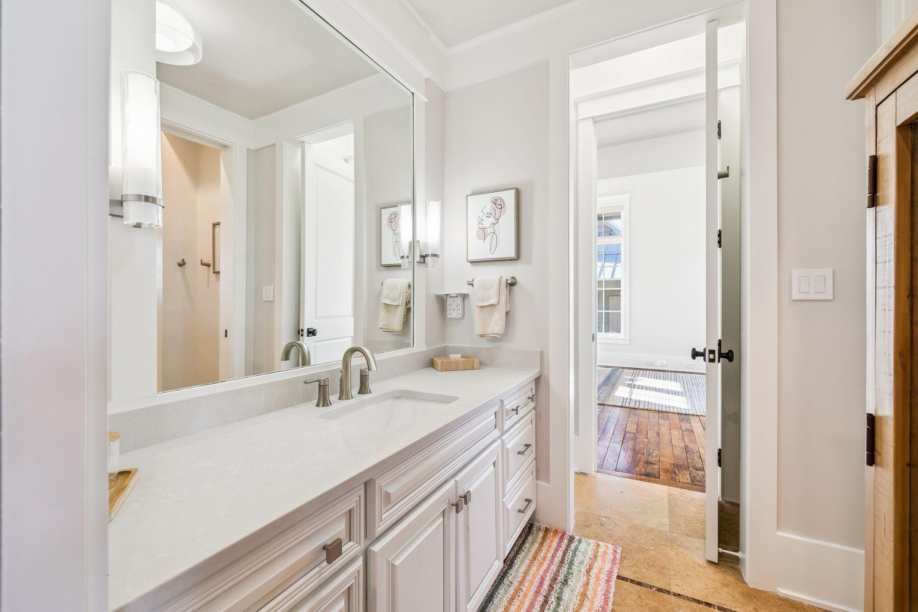 RETREAT THE - Residential