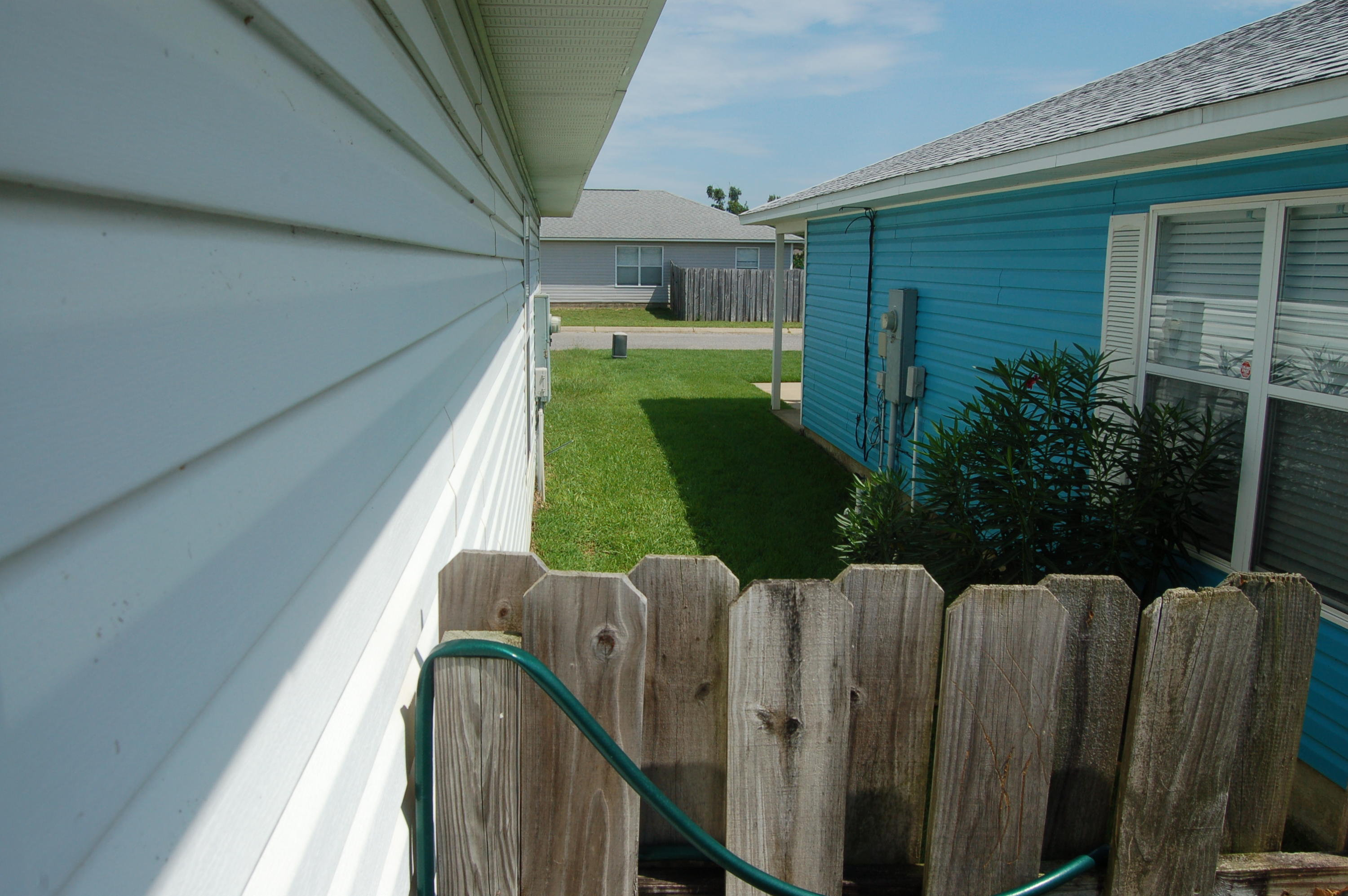 VINEYARD THE - Residential