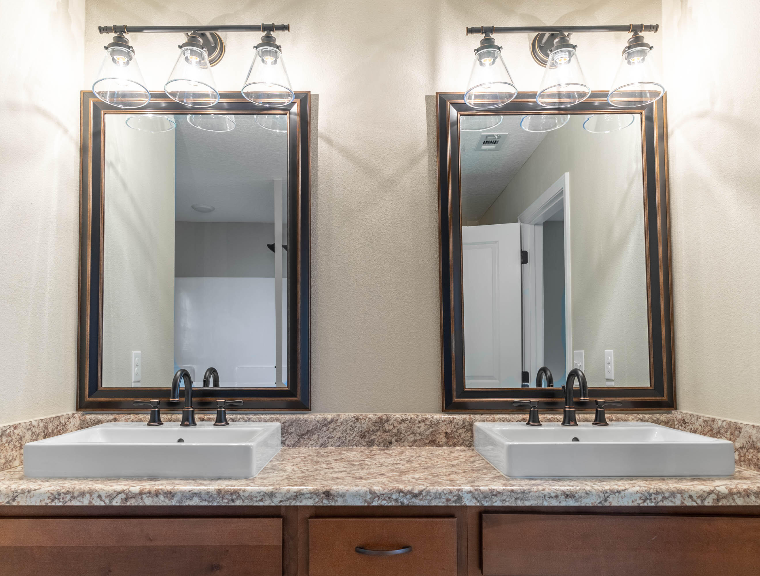 STILLWELL ESTATES - Residential