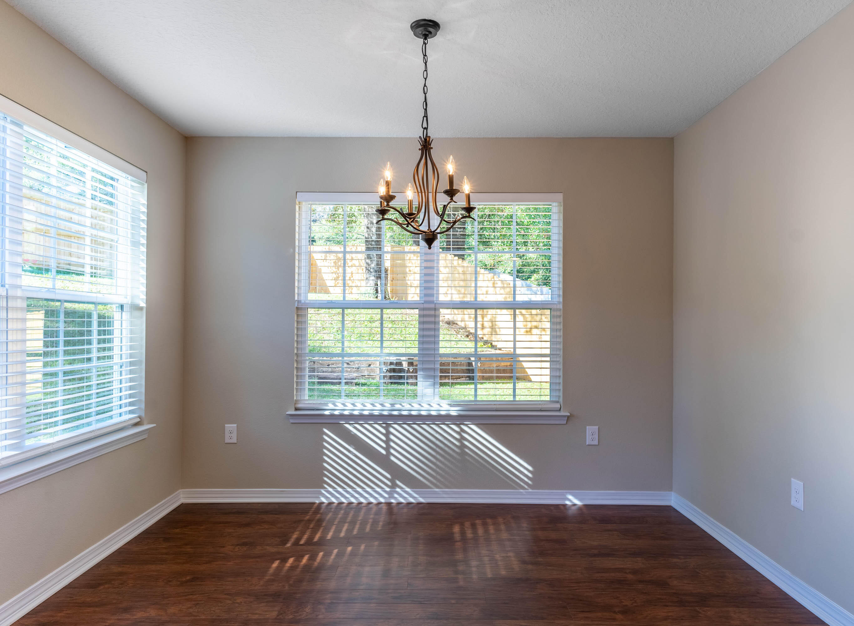 STILLWELL ESTATES - Residential