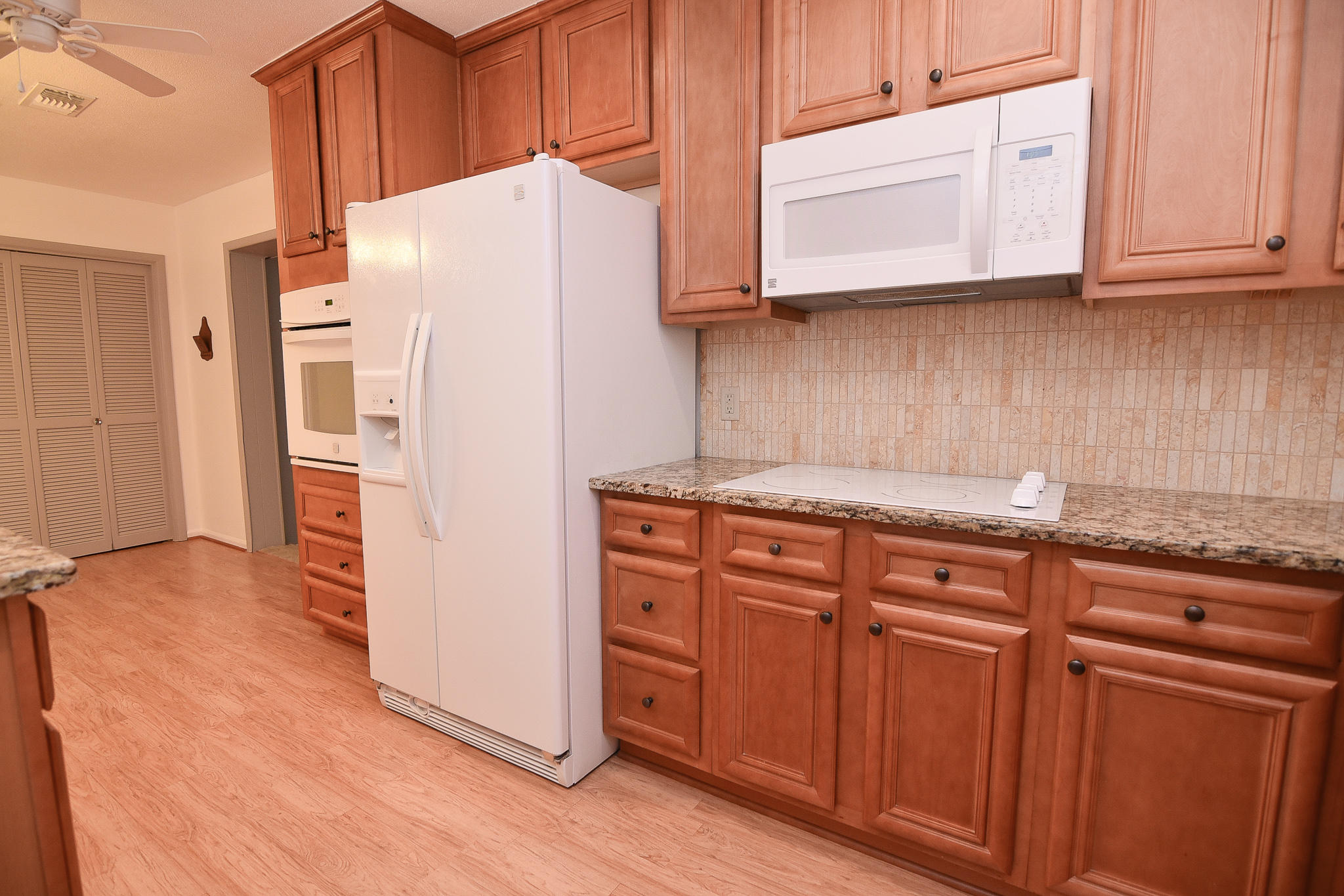 CAROL ANNE MANOR - Residential