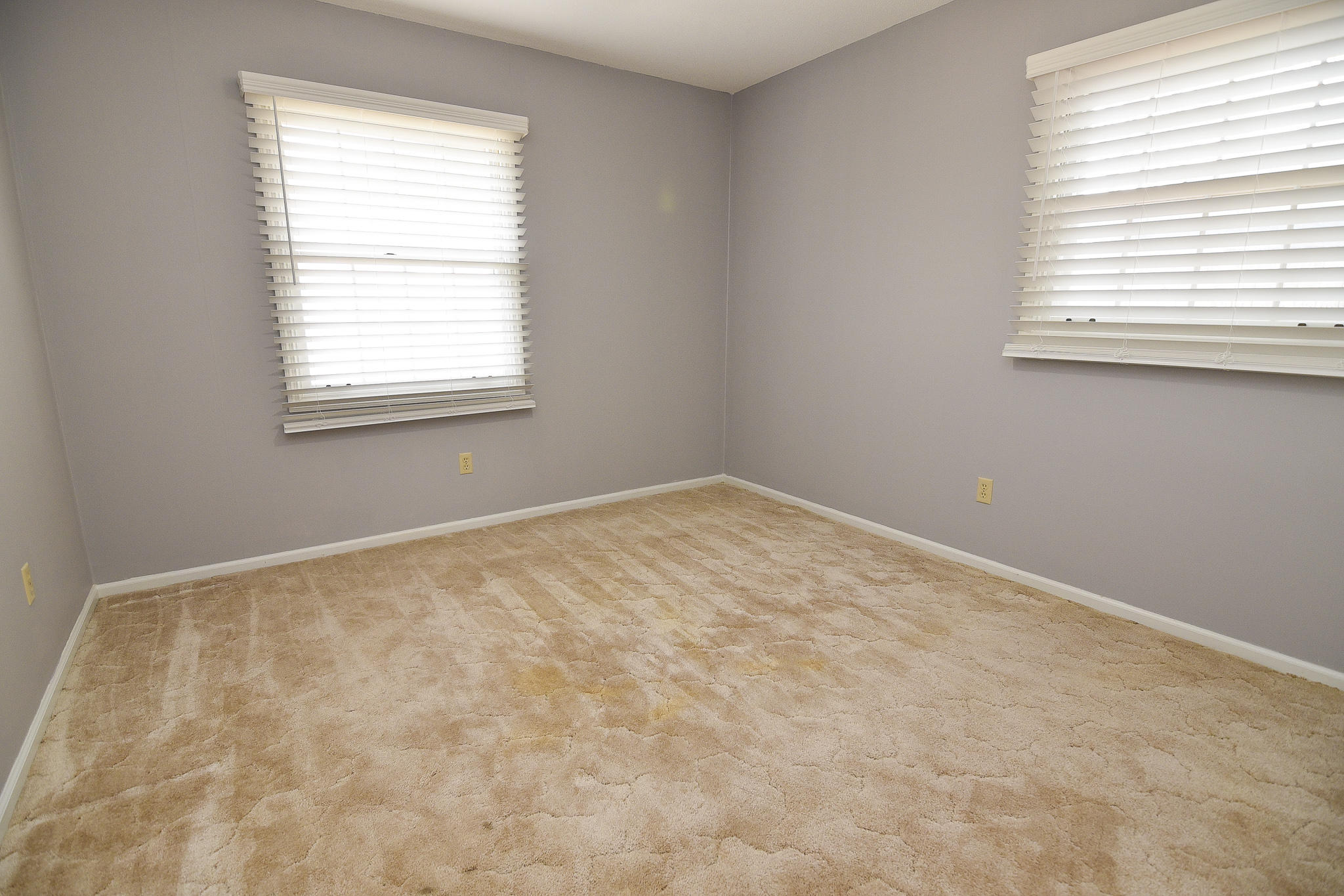 CAROL ANNE MANOR - Residential