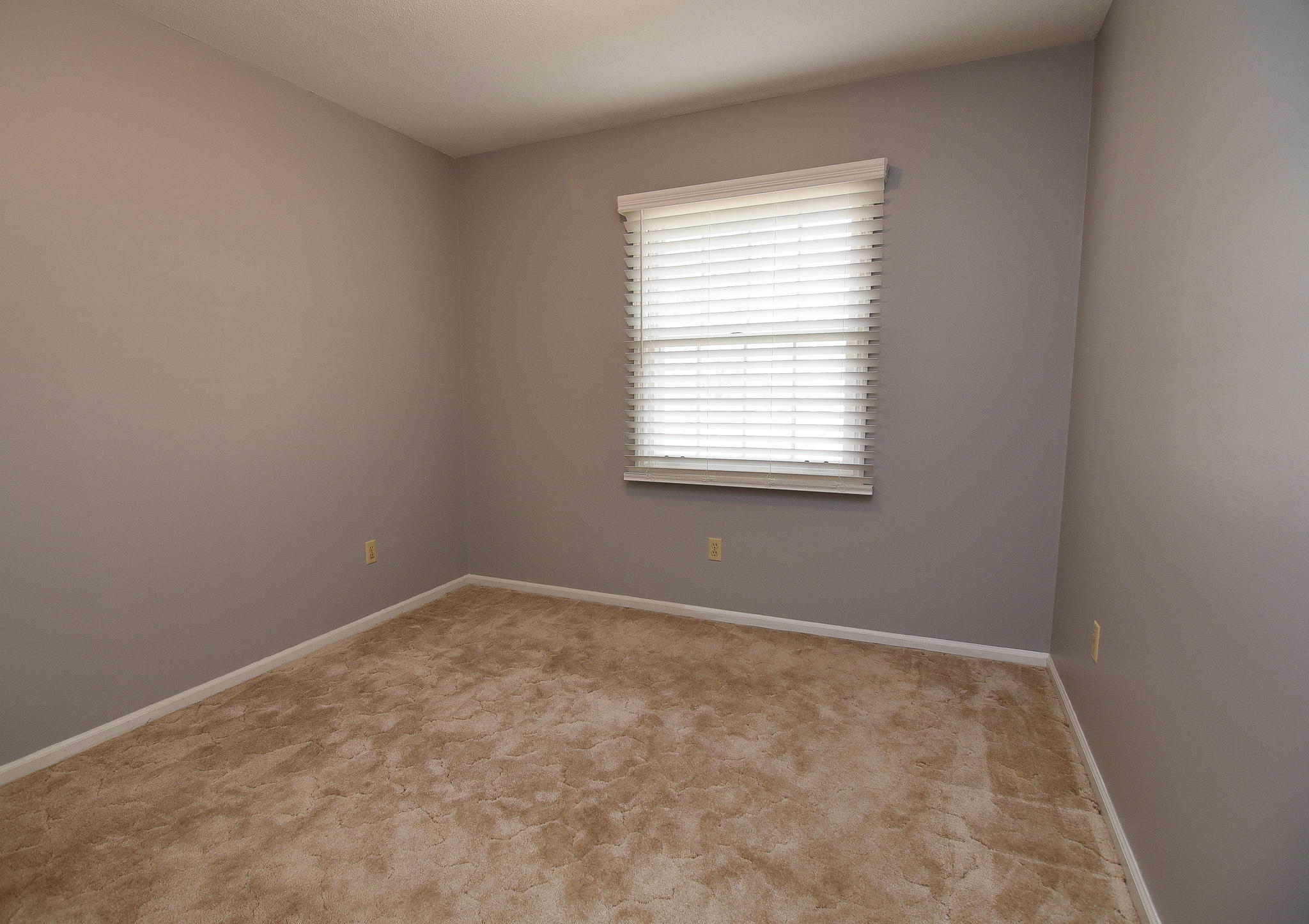 CAROL ANNE MANOR - Residential