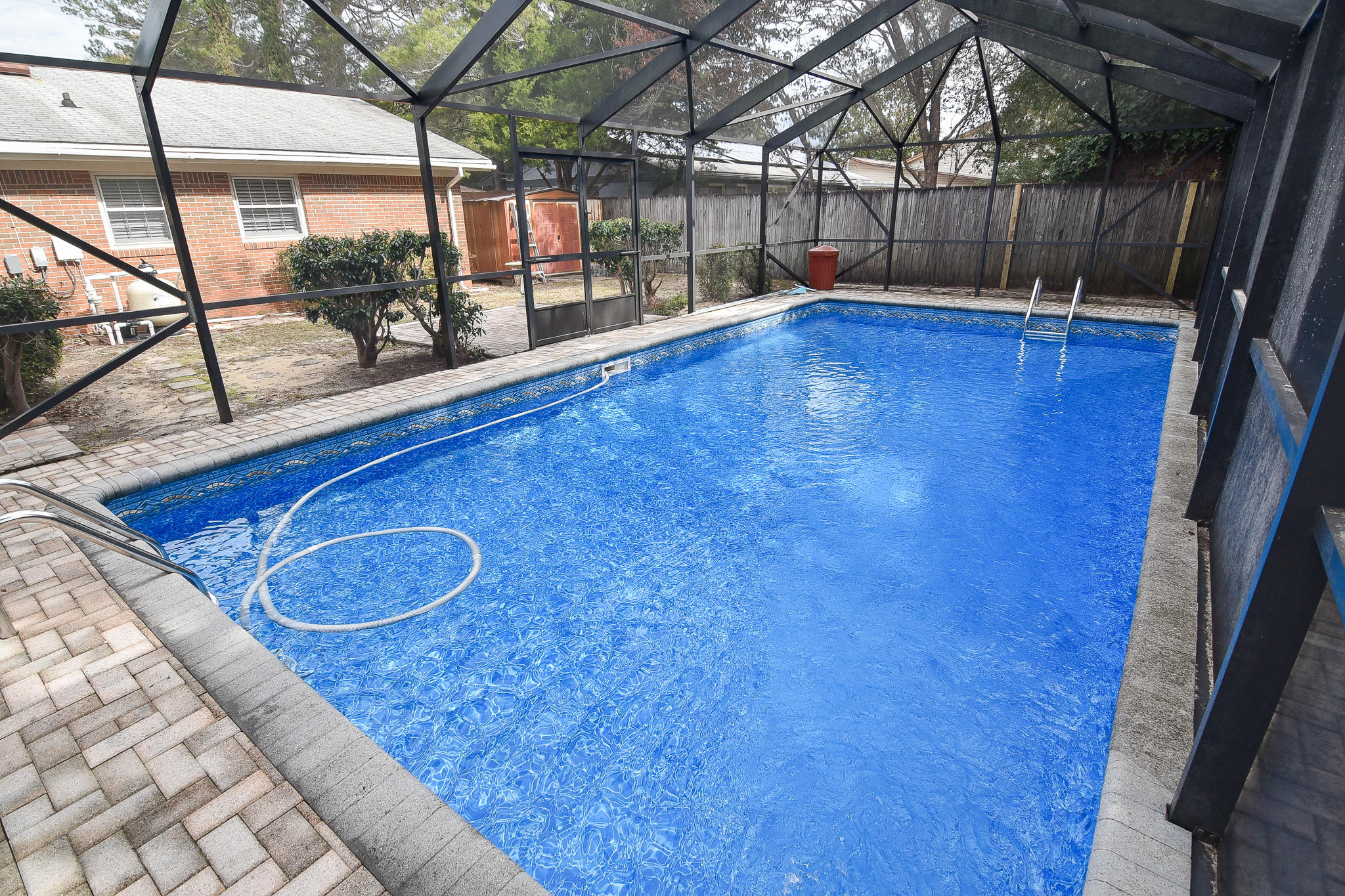 CAROL ANNE MANOR - Residential