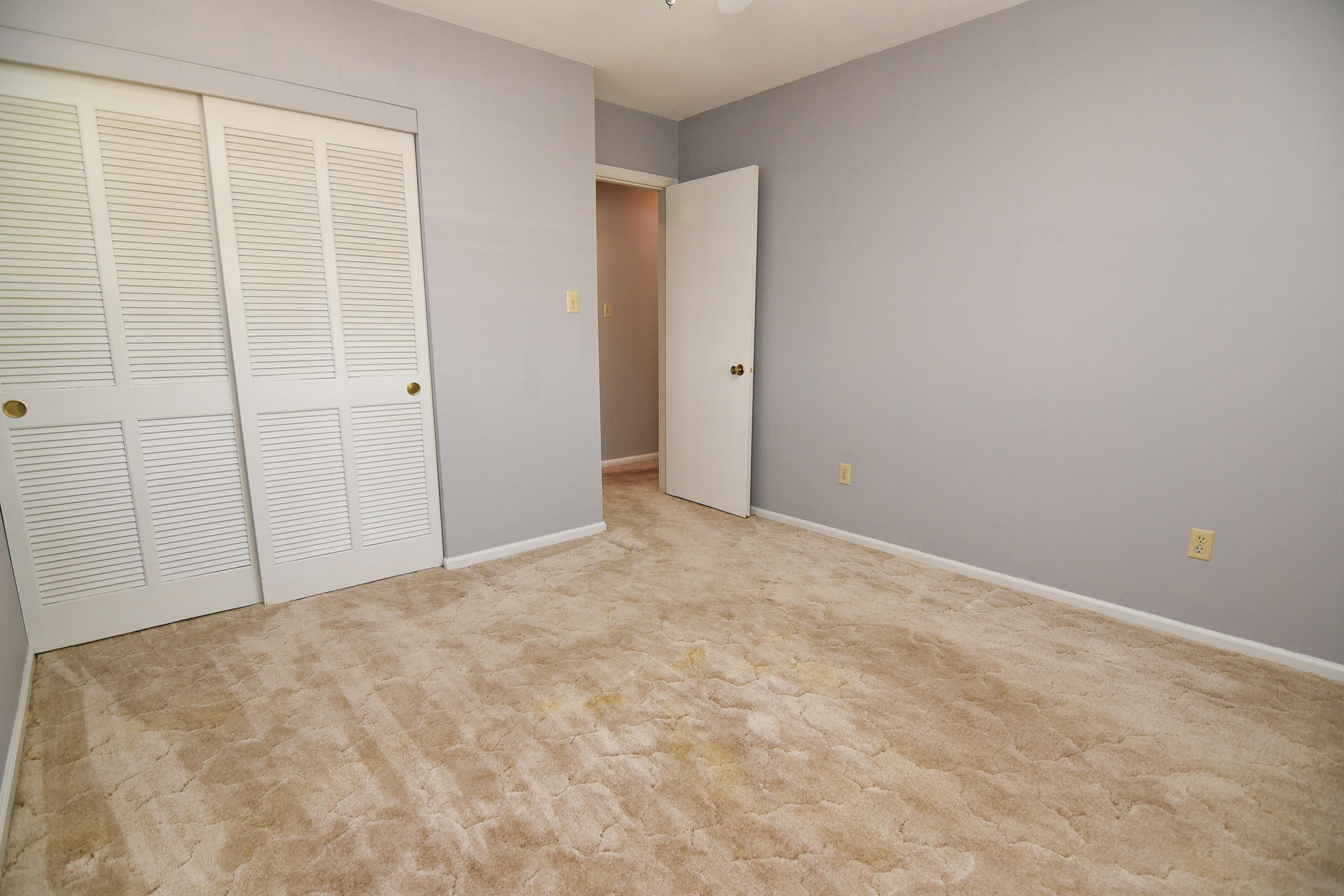 CAROL ANNE MANOR - Residential