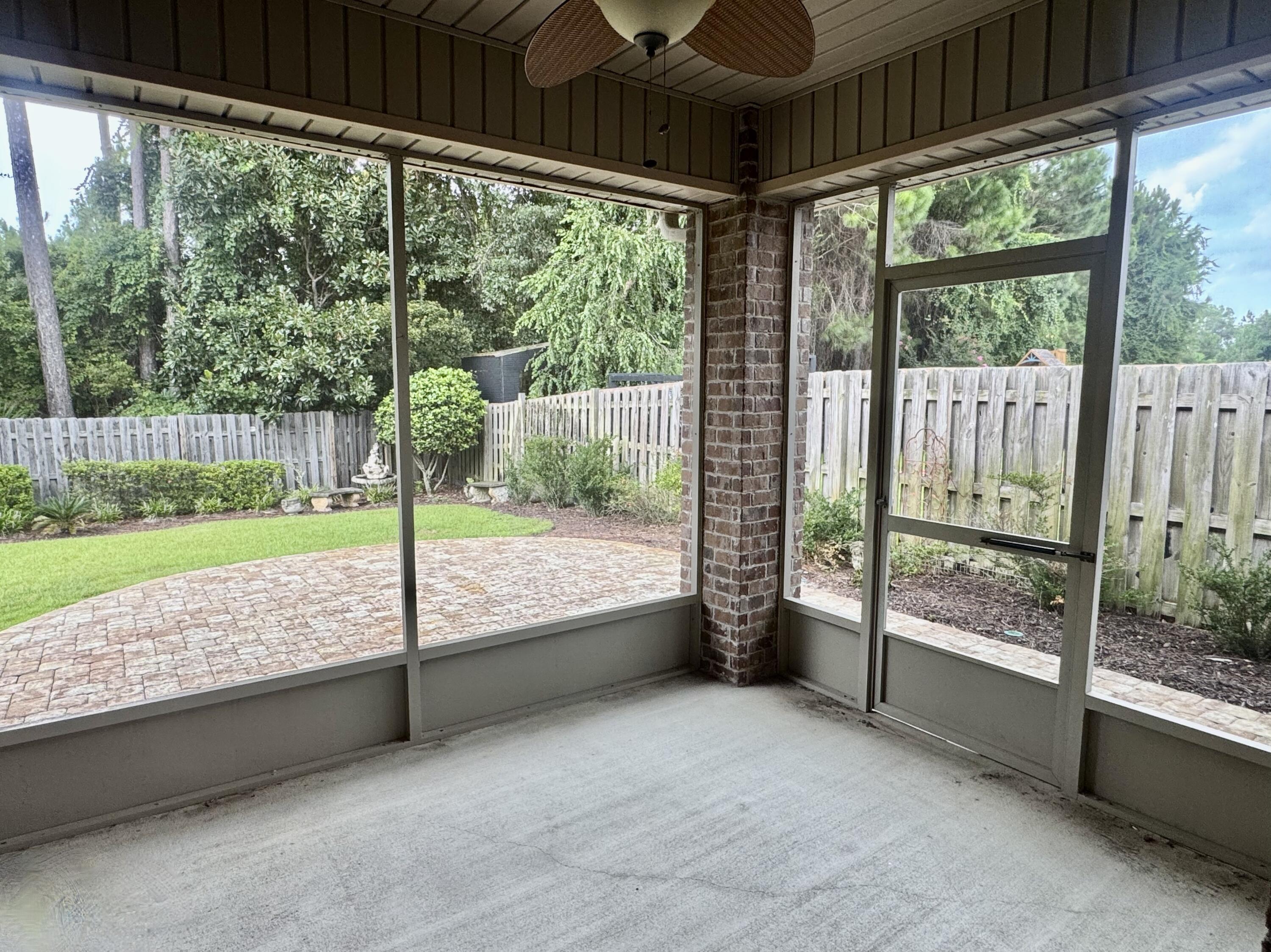 DRIFTWOOD ESTATES - Residential Lease