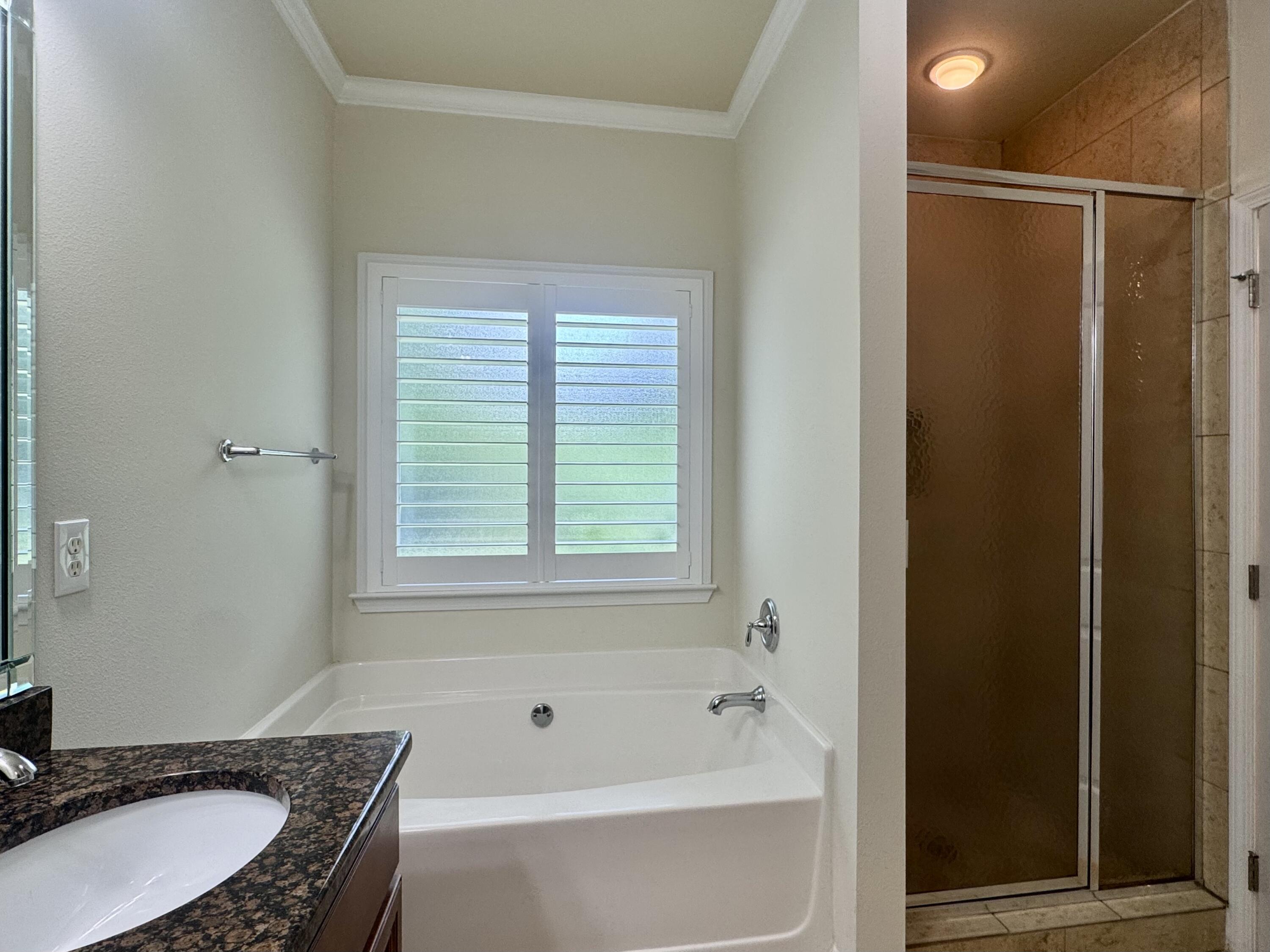 DRIFTWOOD ESTATES - Residential Lease
