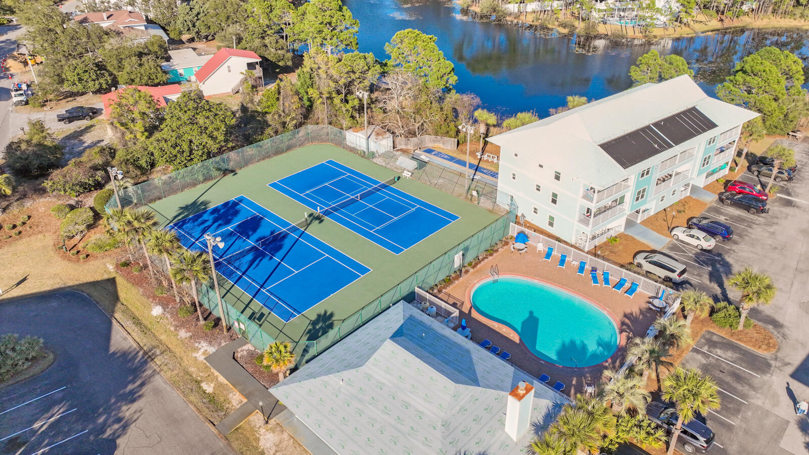 BEACHSIDE VILLAS CONDO - Residential