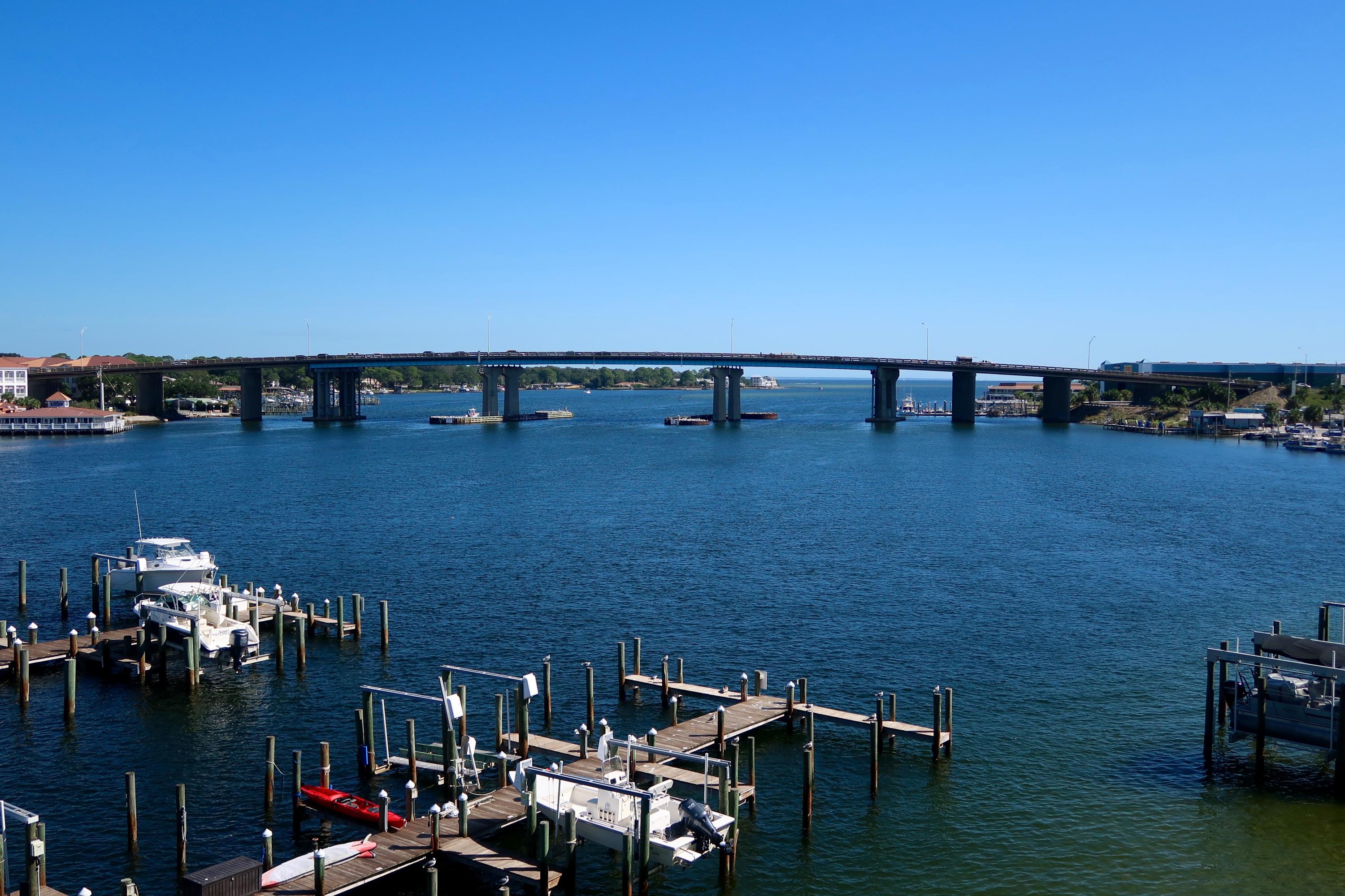 PALM COURT YACHT CLUB - Residential