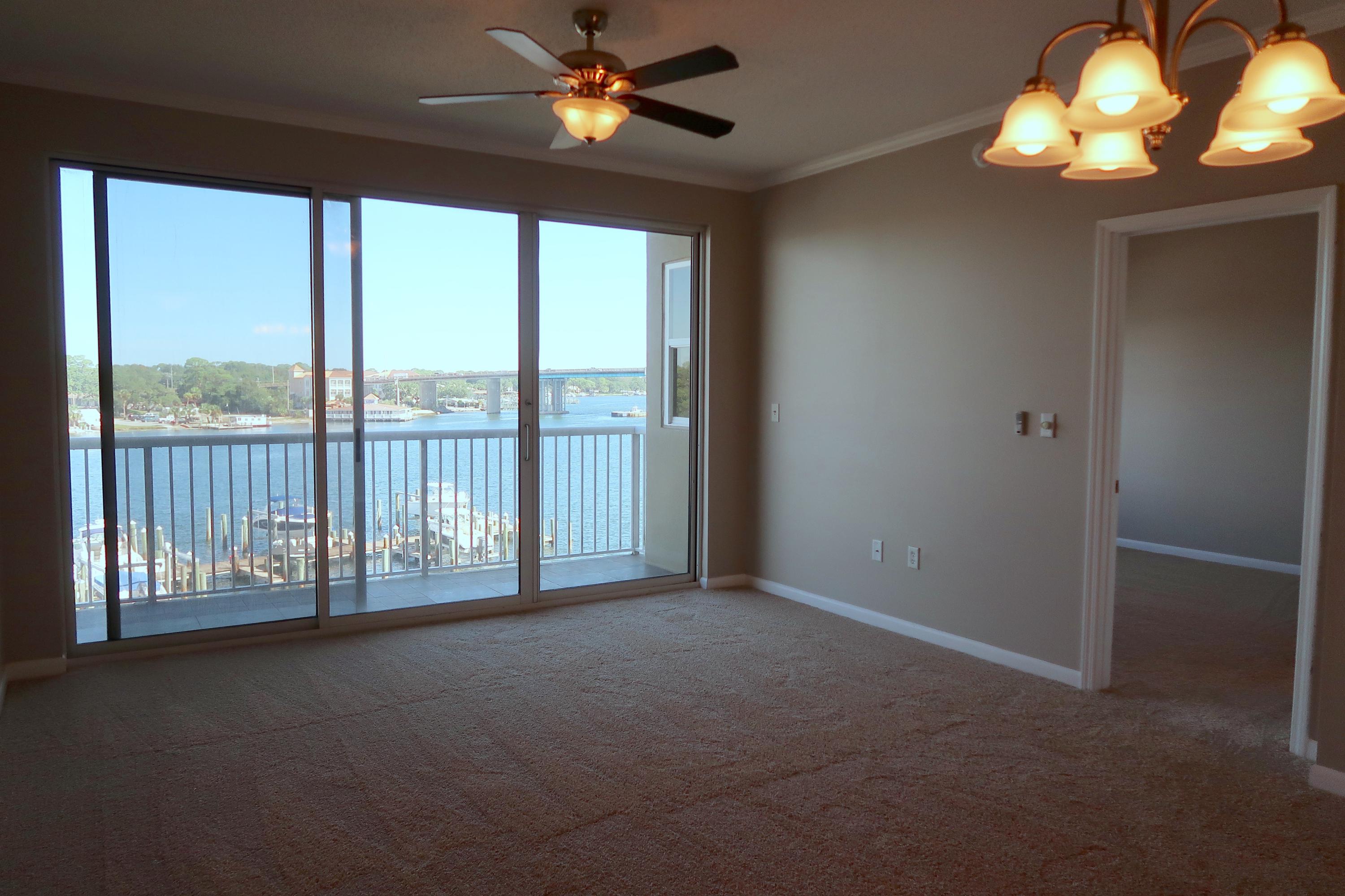 PALM COURT YACHT CLUB - Residential