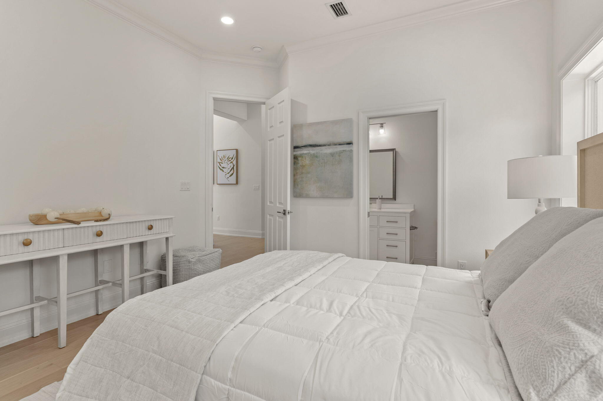 BURNT PINE - Residential