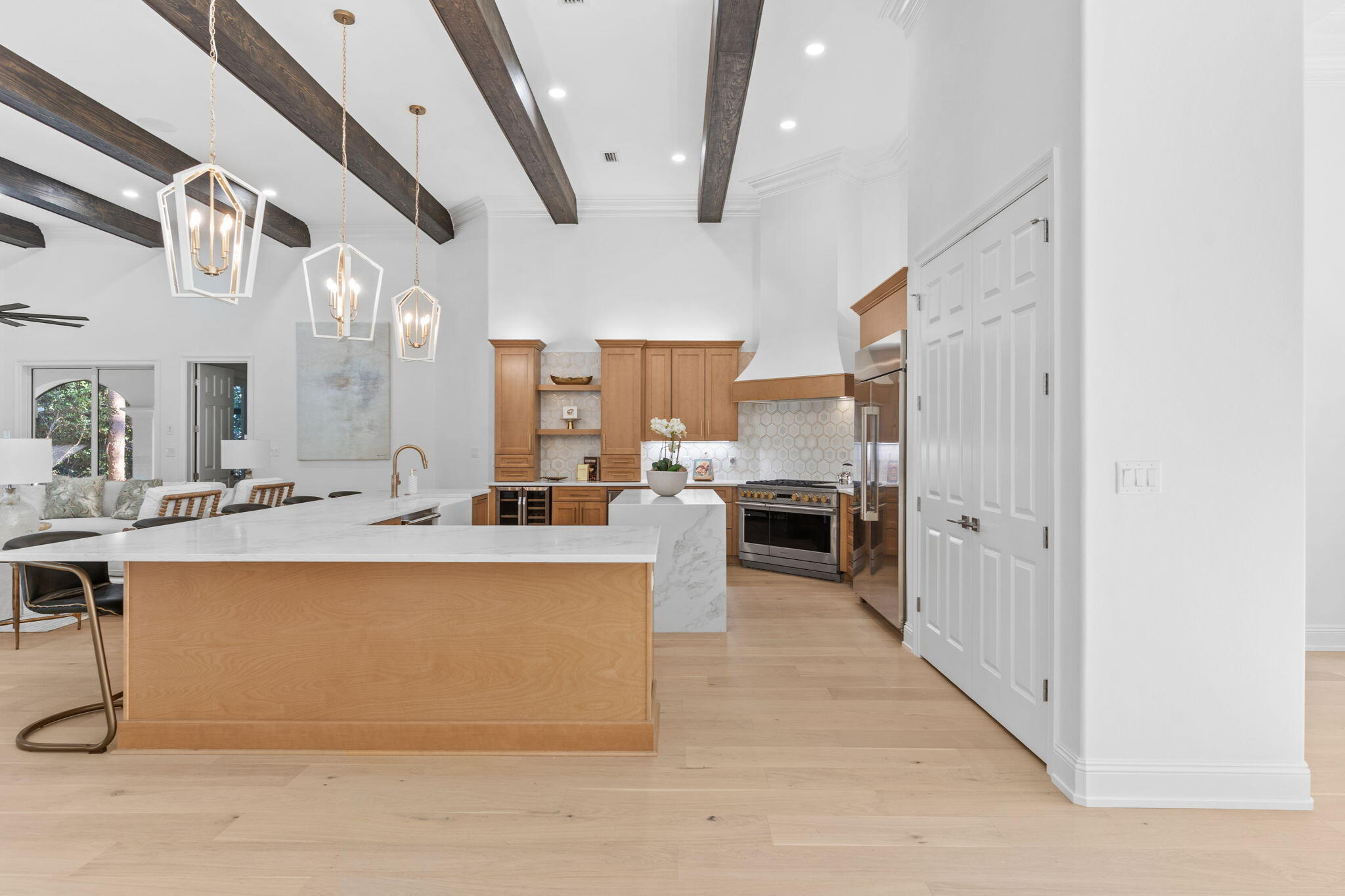 BURNT PINE - Residential