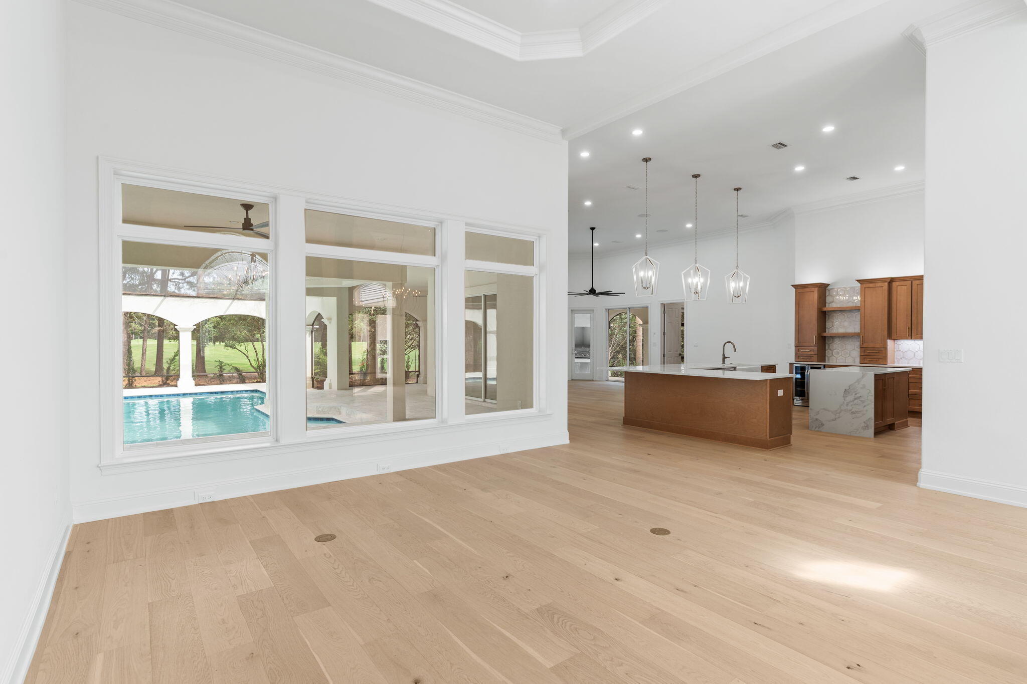 BURNT PINE - Residential