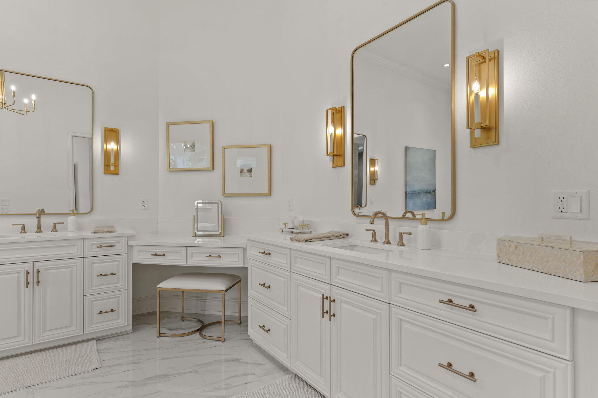 BURNT PINE - Residential