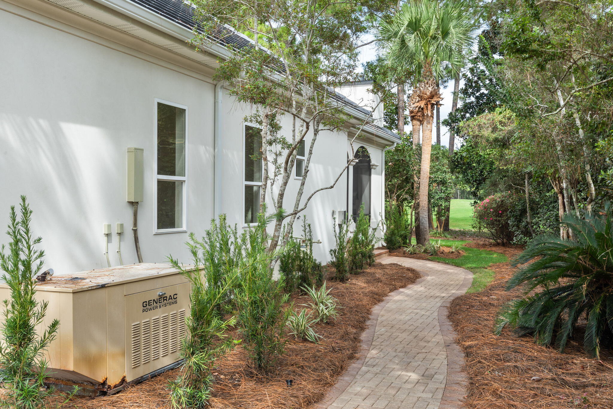 BURNT PINE - Residential