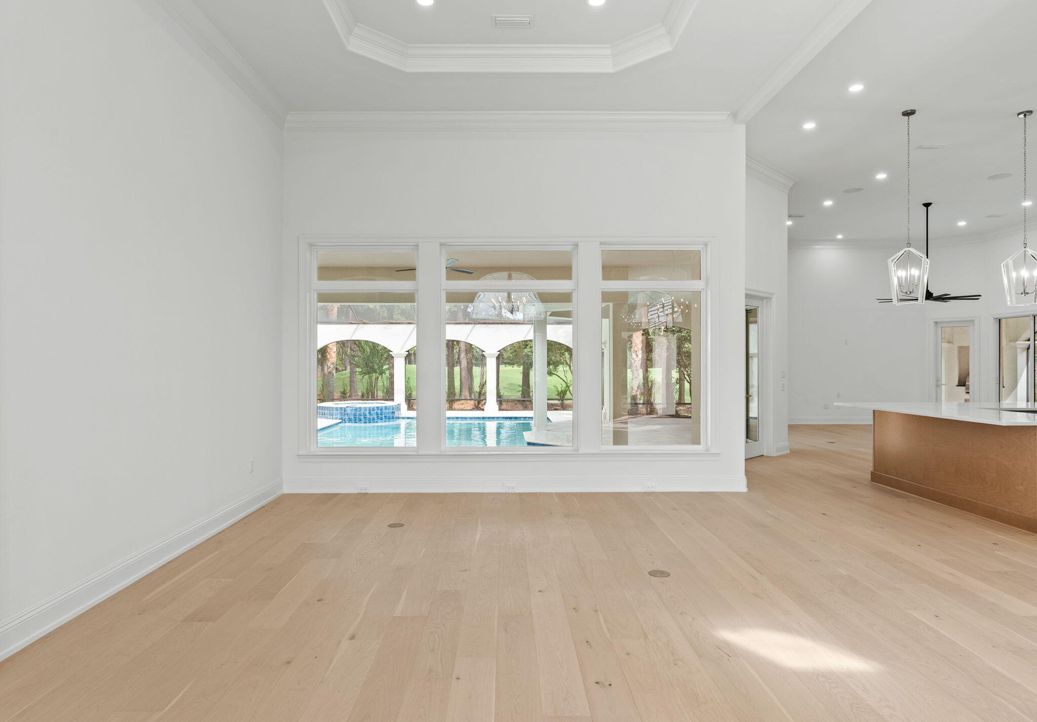 BURNT PINE - Residential