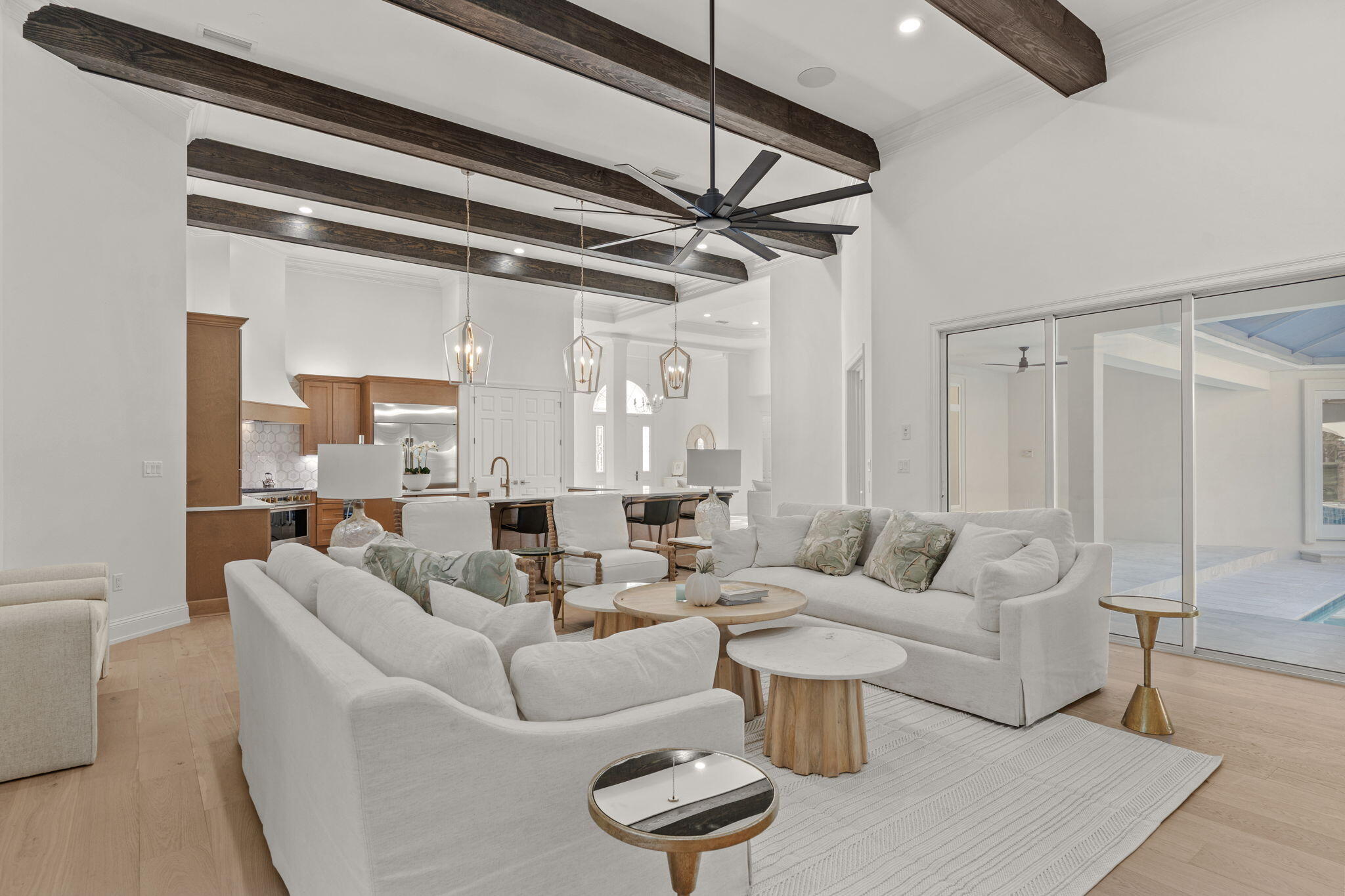 BURNT PINE - Residential