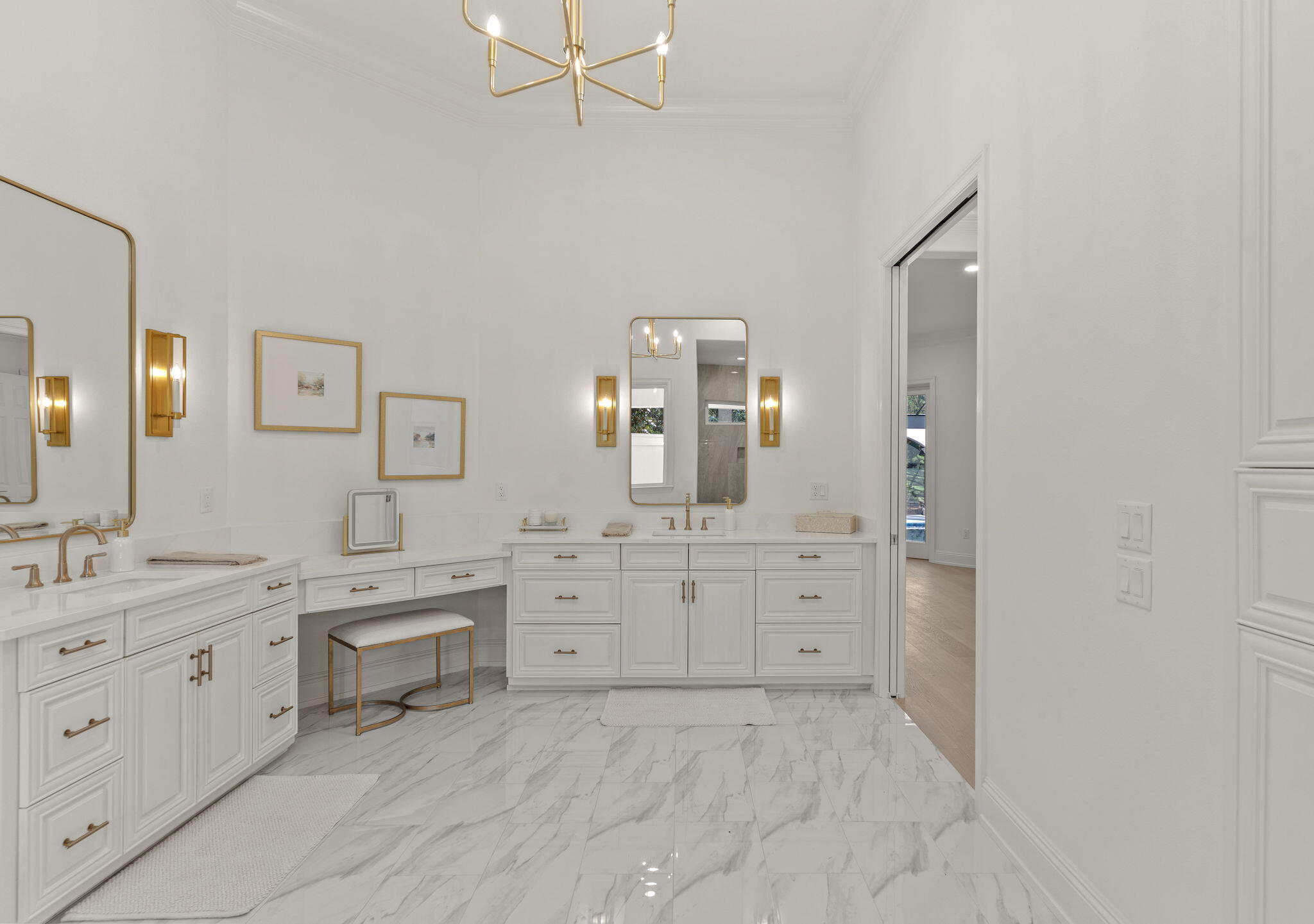 BURNT PINE - Residential