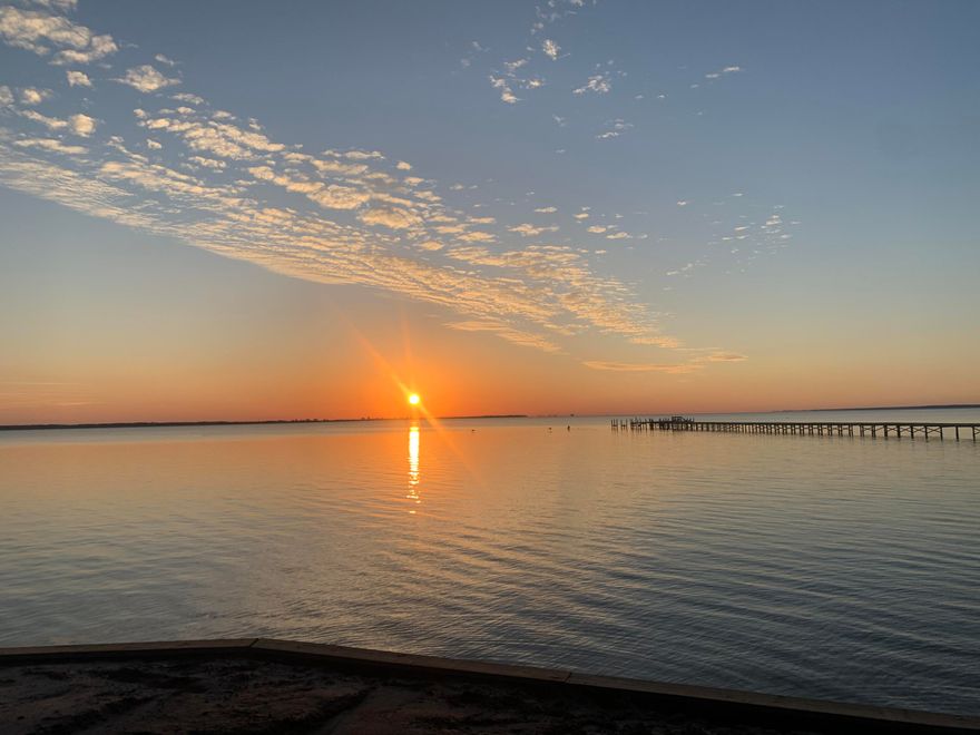 BAYFRONT LOT: ENTERED FOR COMP PURPOSES ONLY