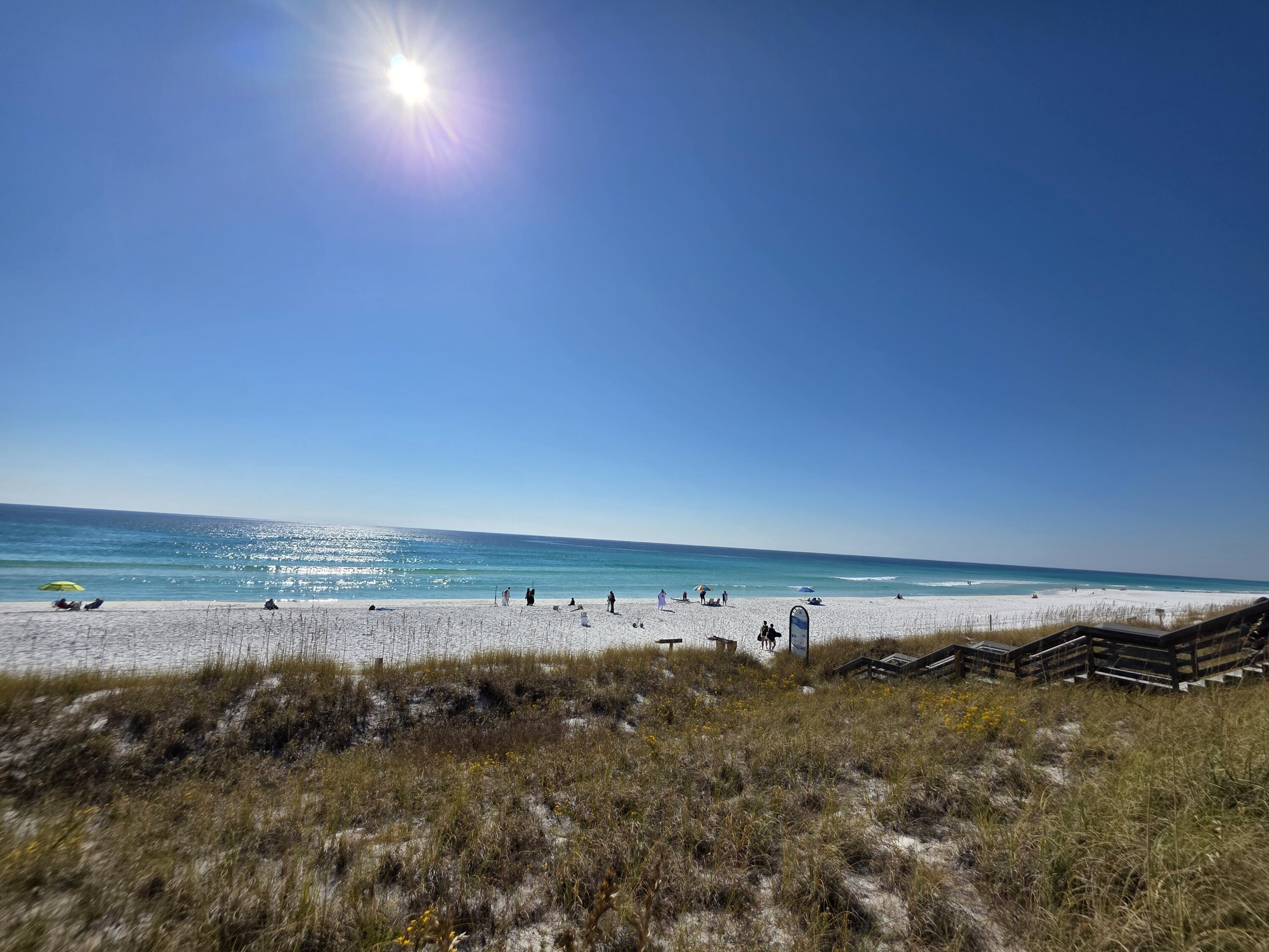 SUMMERSPELL CONDO - Residential