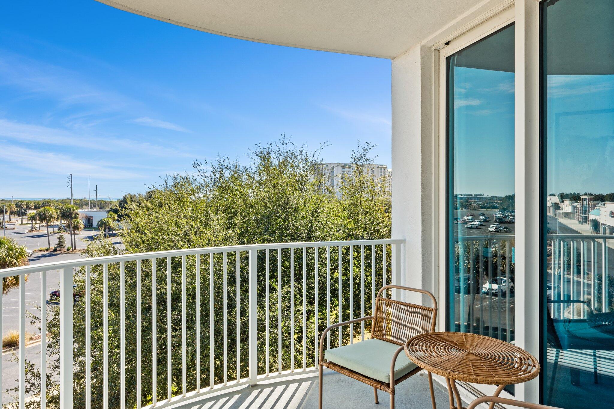 THE PALMS OF DESTIN - Residential