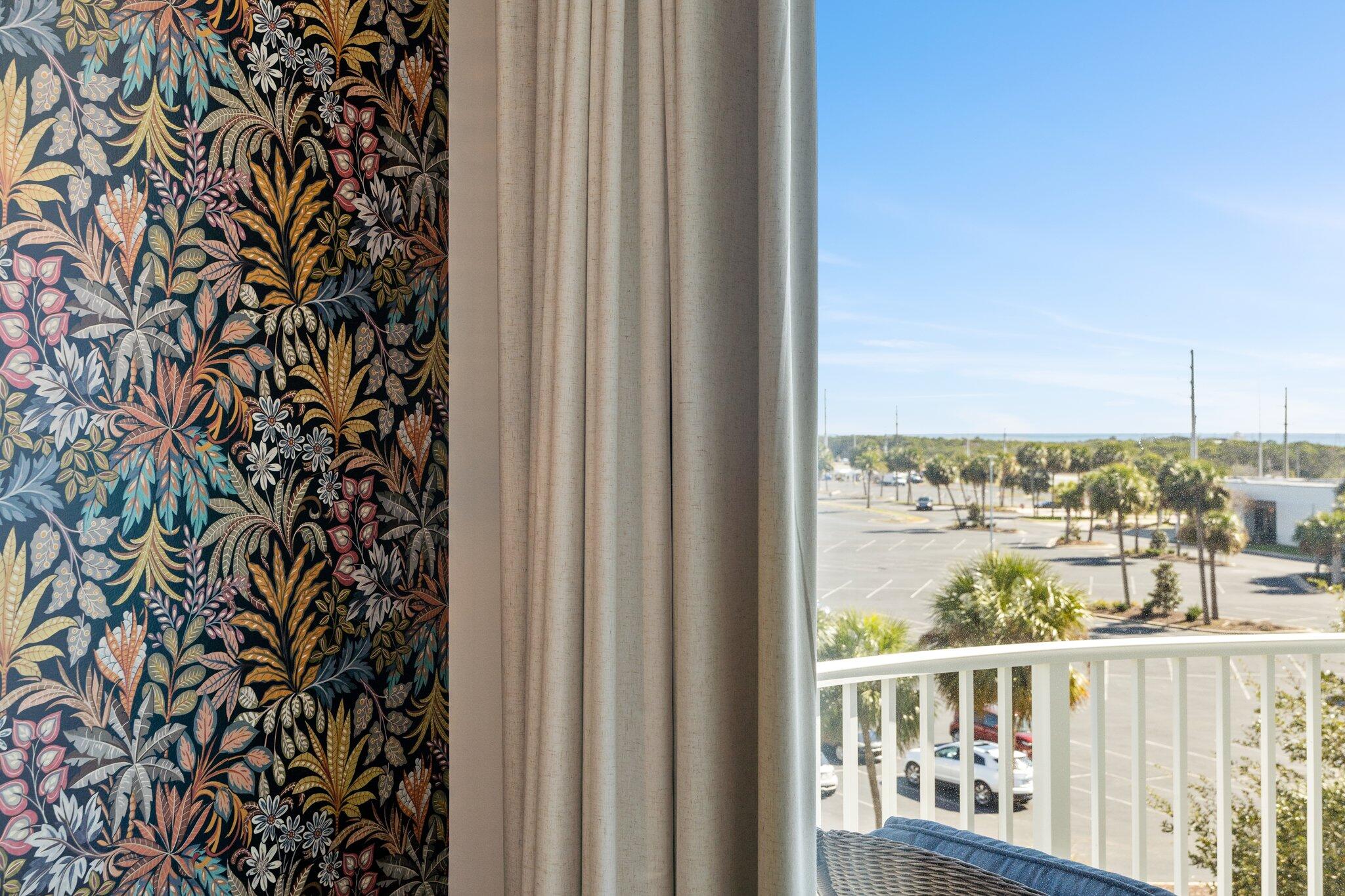 THE PALMS OF DESTIN - Residential
