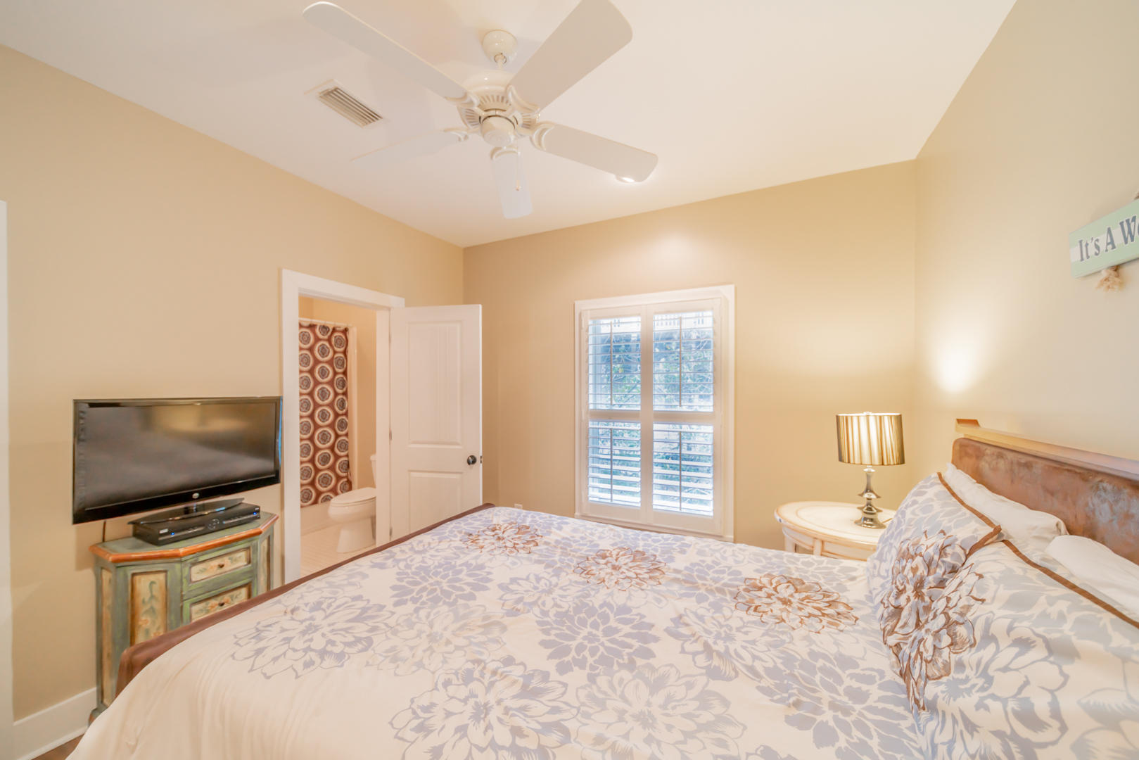 MAGNOLIA COTTAGES - Residential