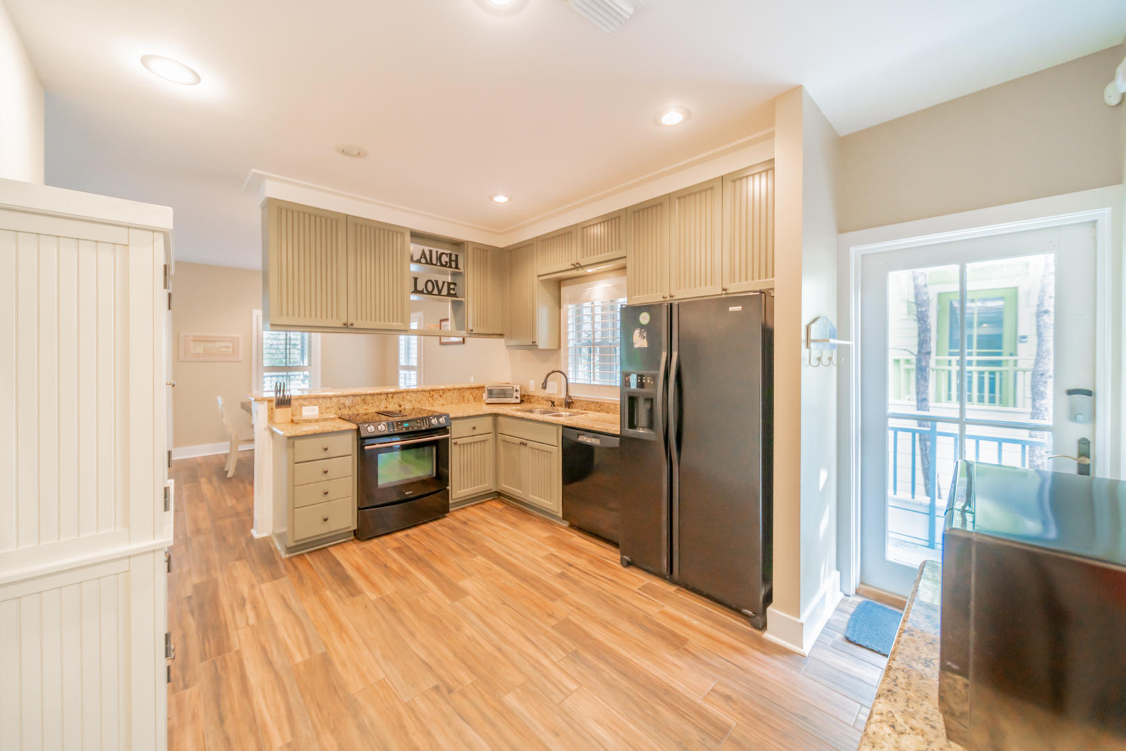 MAGNOLIA COTTAGES - Residential