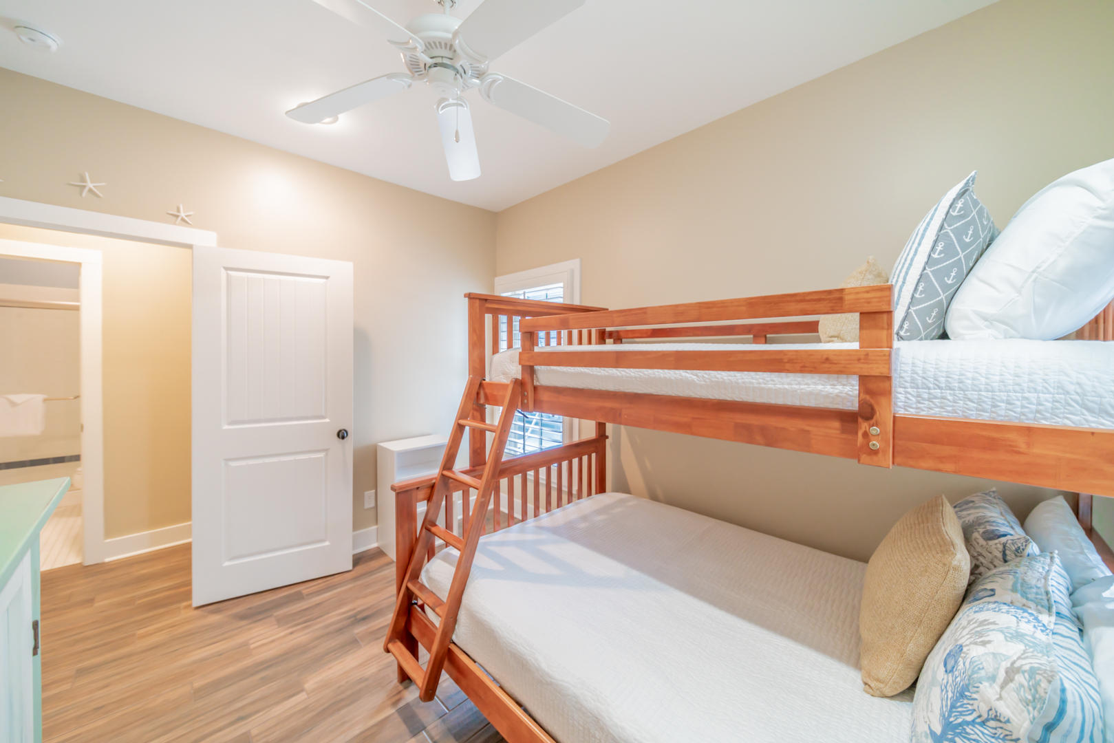 MAGNOLIA COTTAGES - Residential