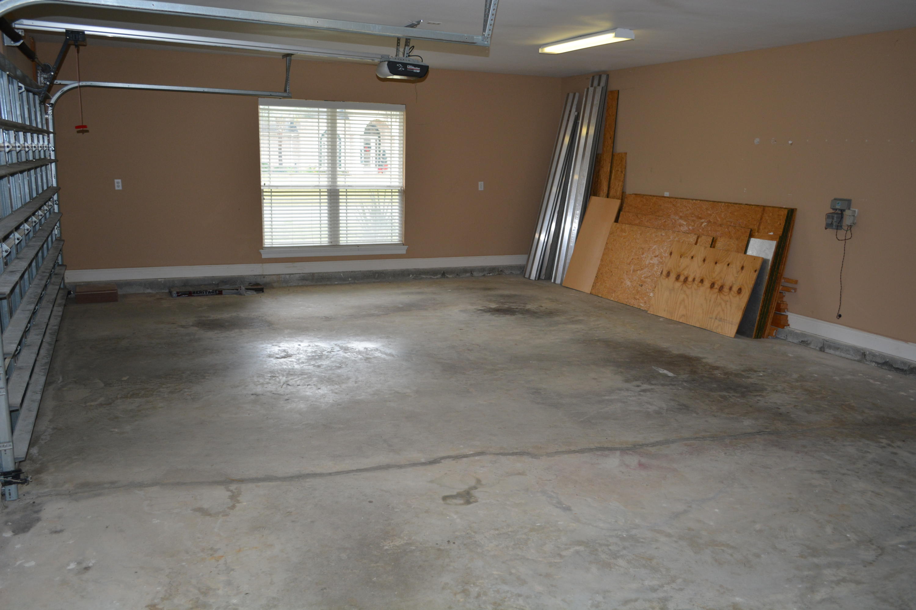 HIDDEN CREEK ESTATES AT HOLLEY BY THE SEA - Residential