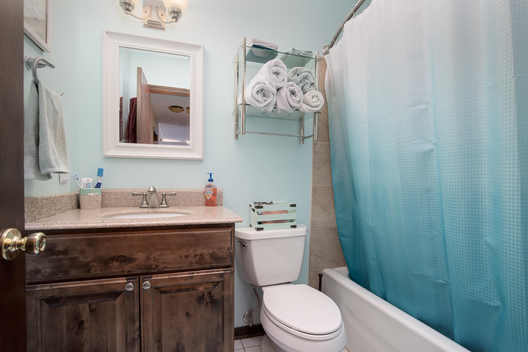 TIMBERLAKE EST - Residential