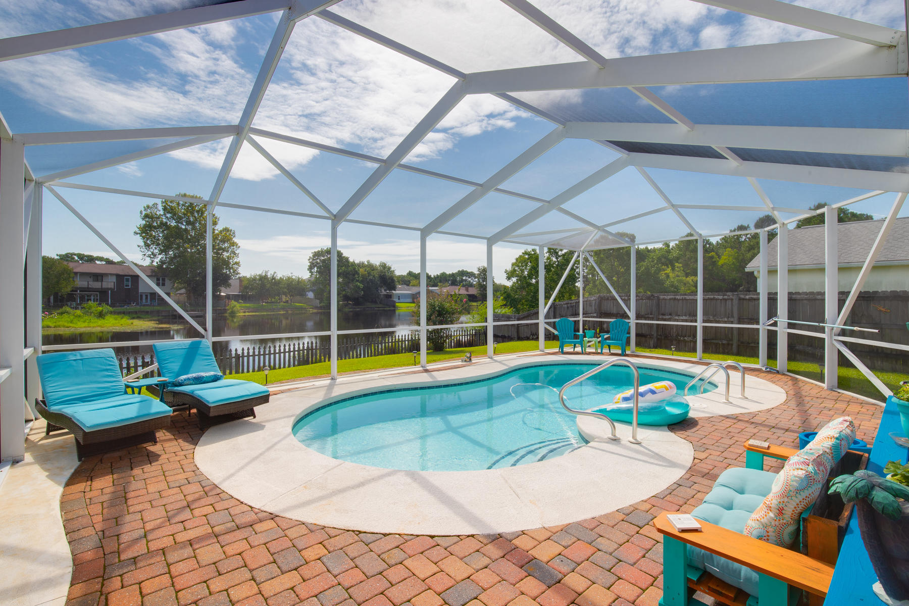 TIMBERLAKE EST - Residential