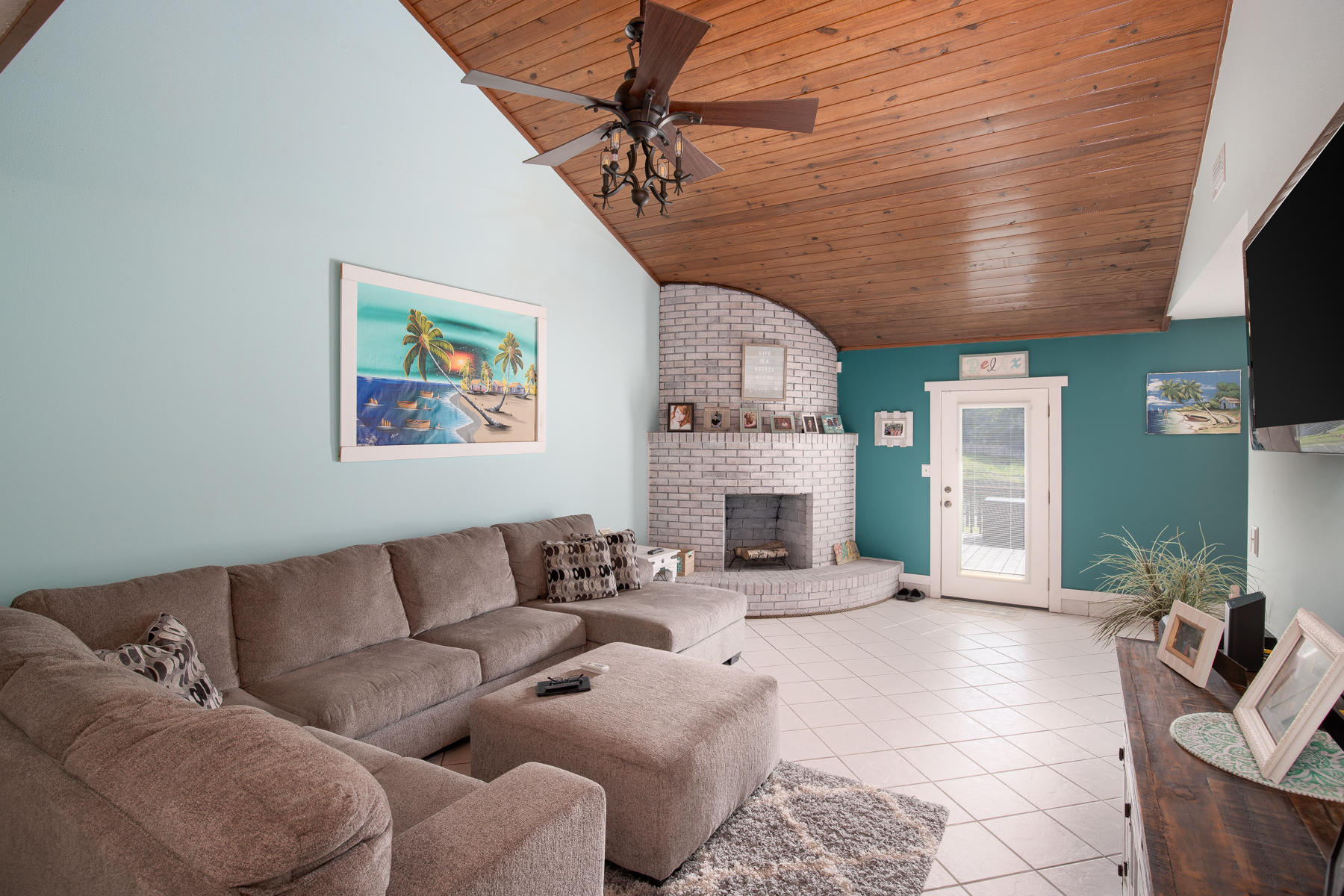 TIMBERLAKE EST - Residential