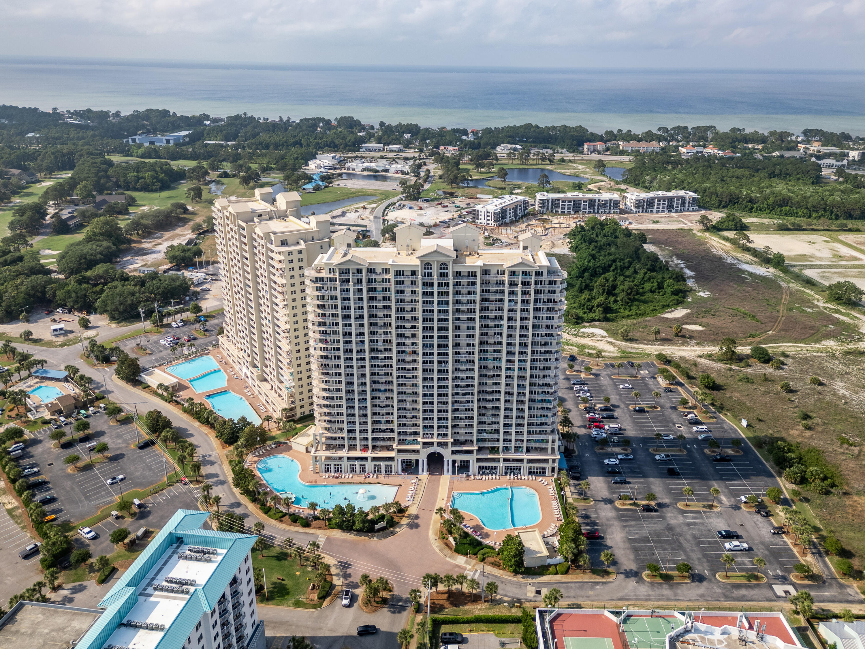 ARIEL DUNES - Residential