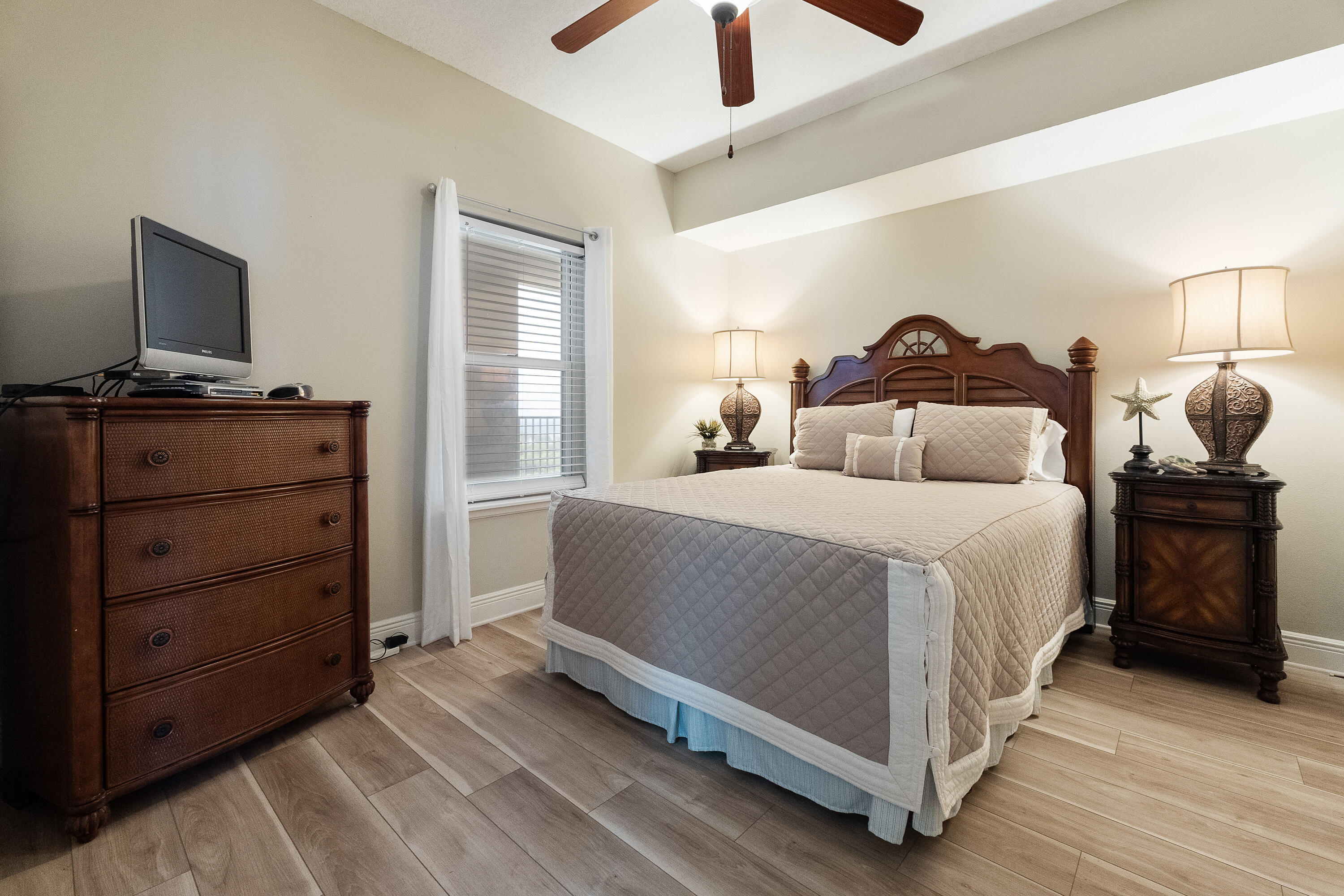 ARIEL DUNES - Residential