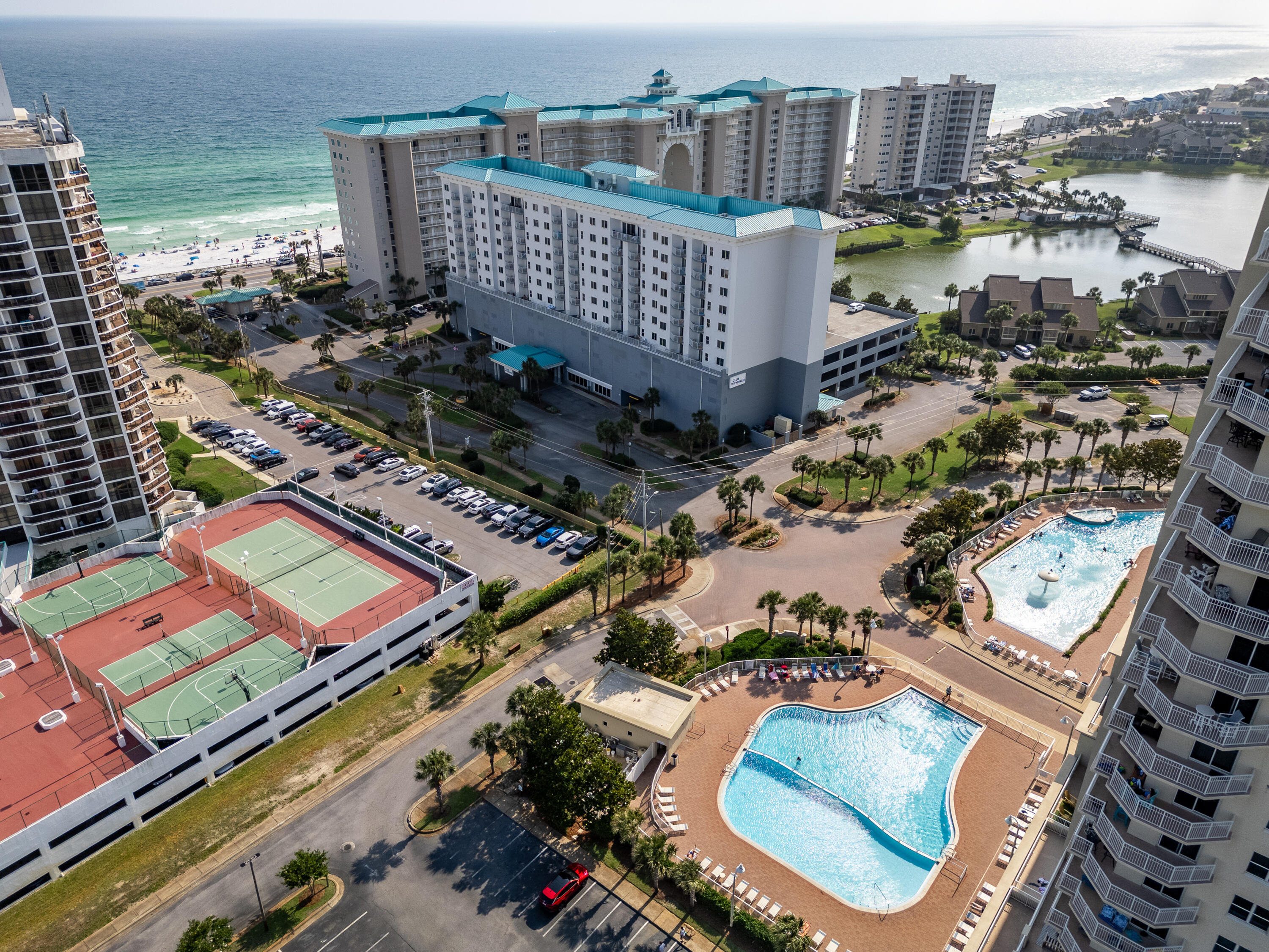 ARIEL DUNES - Residential