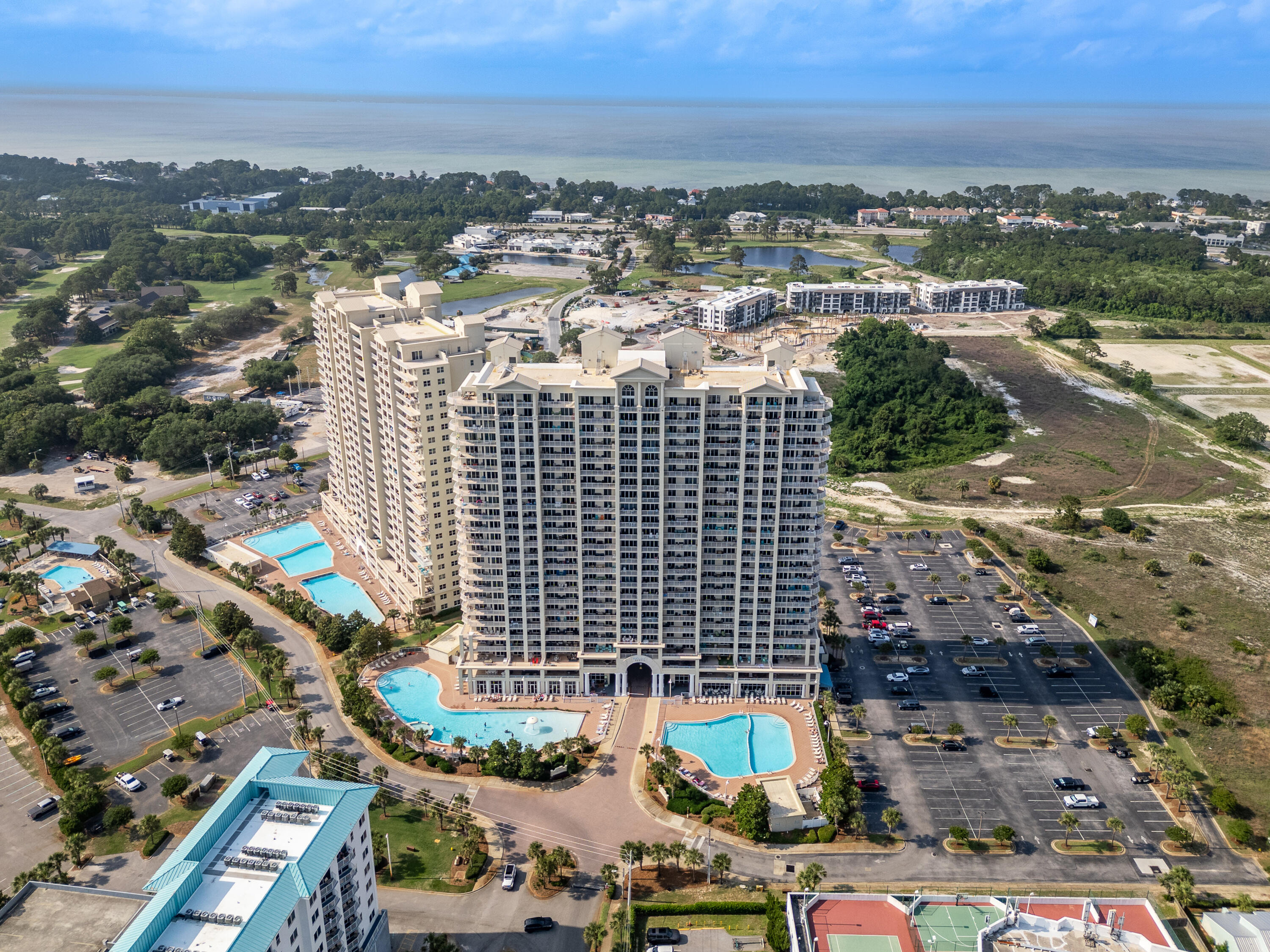 ARIEL DUNES - Residential