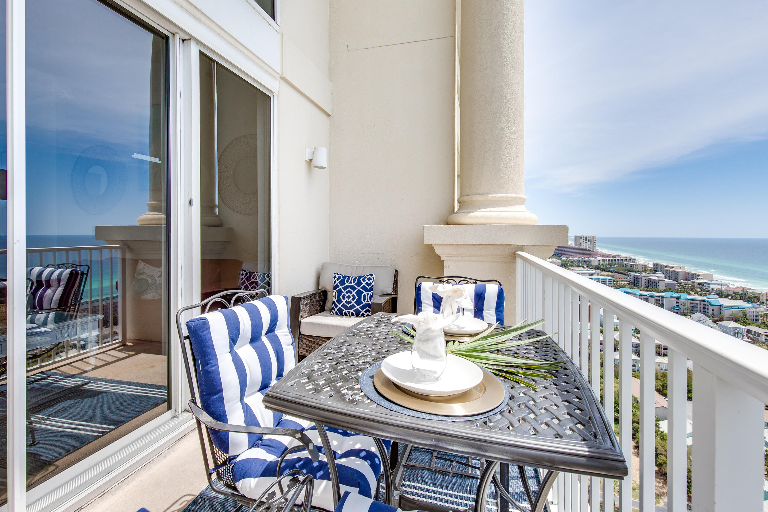 ARIEL DUNES I - Residential