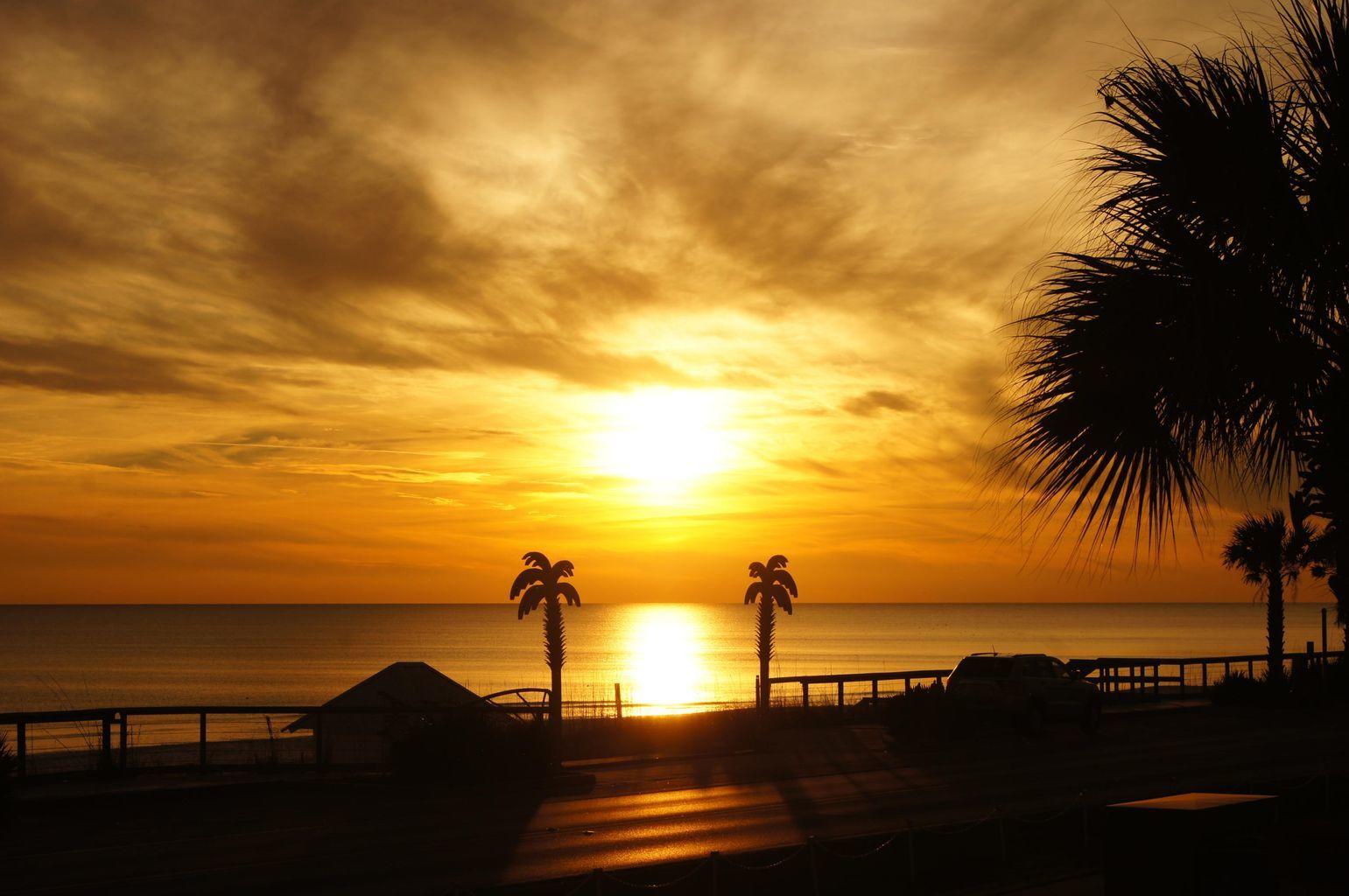 ARIEL DUNES I - Residential