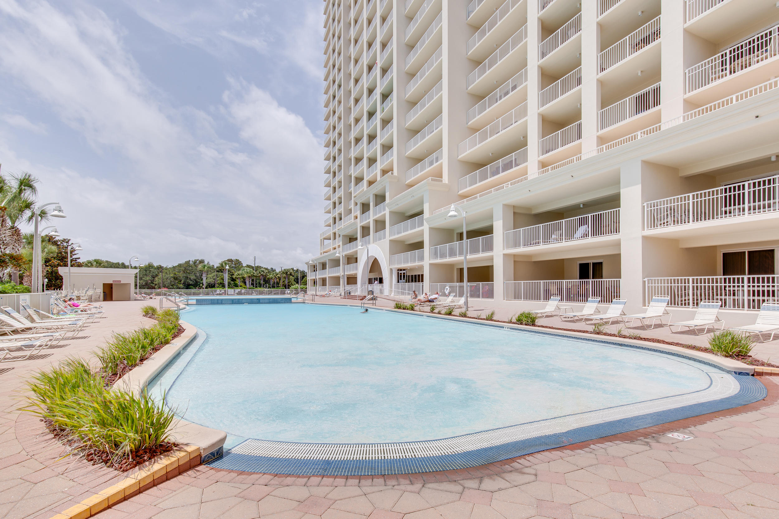 ARIEL DUNES I - Residential