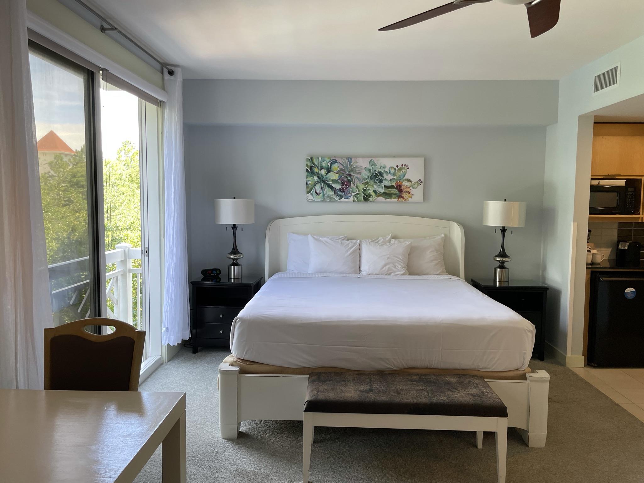 BAHIA CONDO - Residential