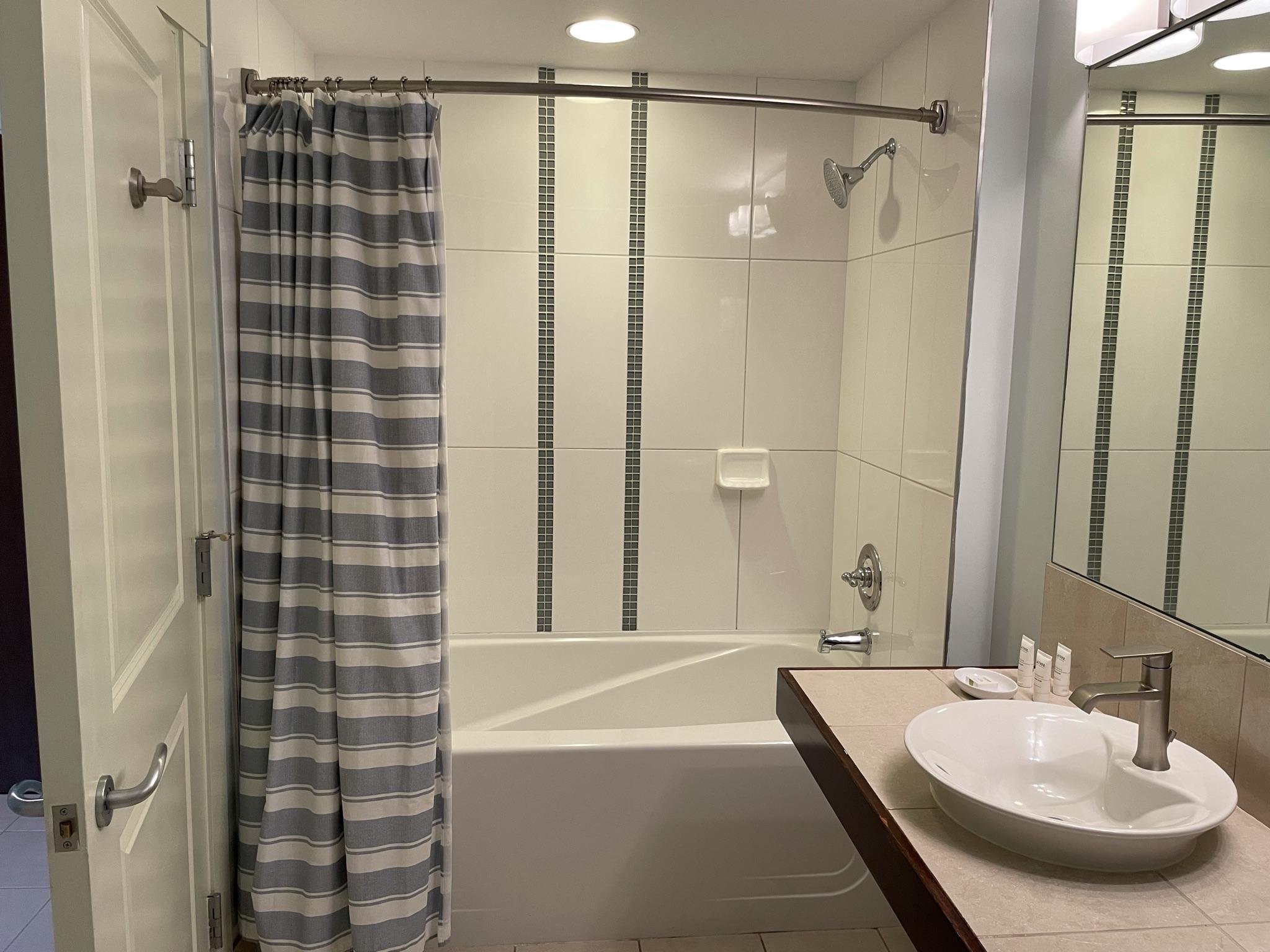 BAHIA CONDO - Residential