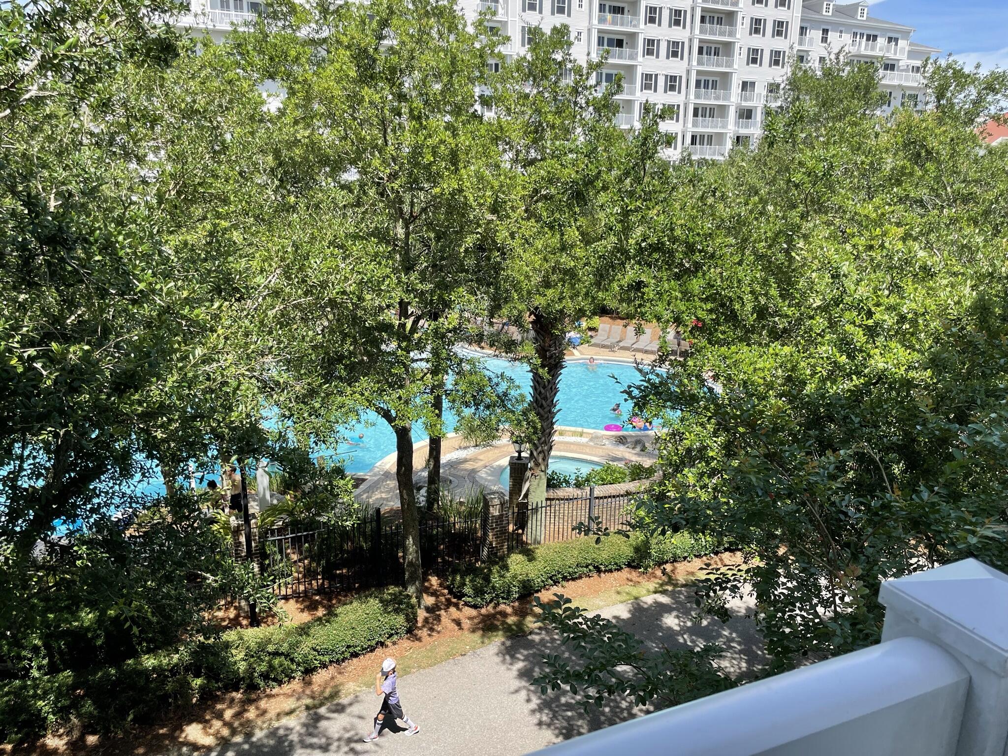 BAHIA CONDO - Residential