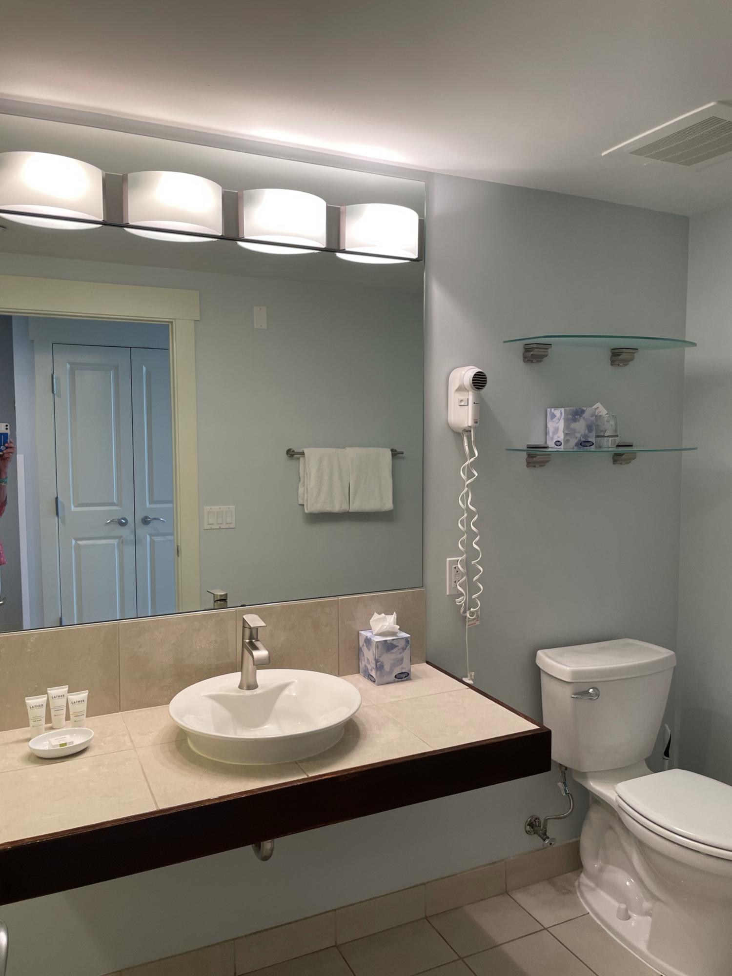 BAHIA CONDO - Residential