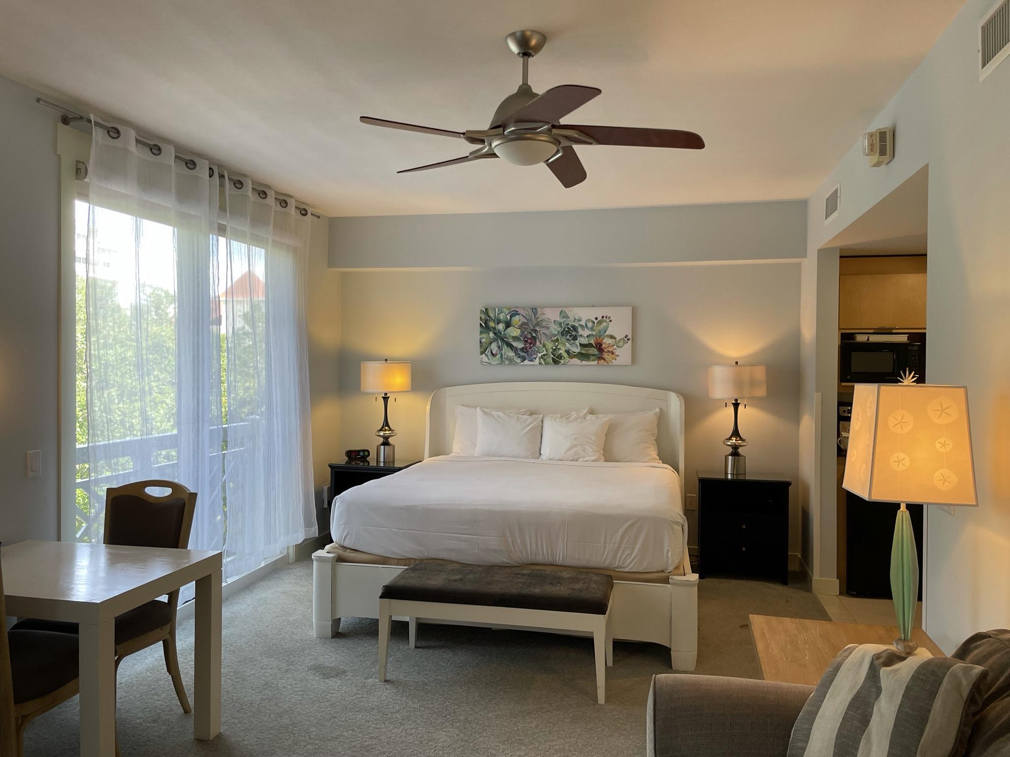 BAHIA CONDO - Residential