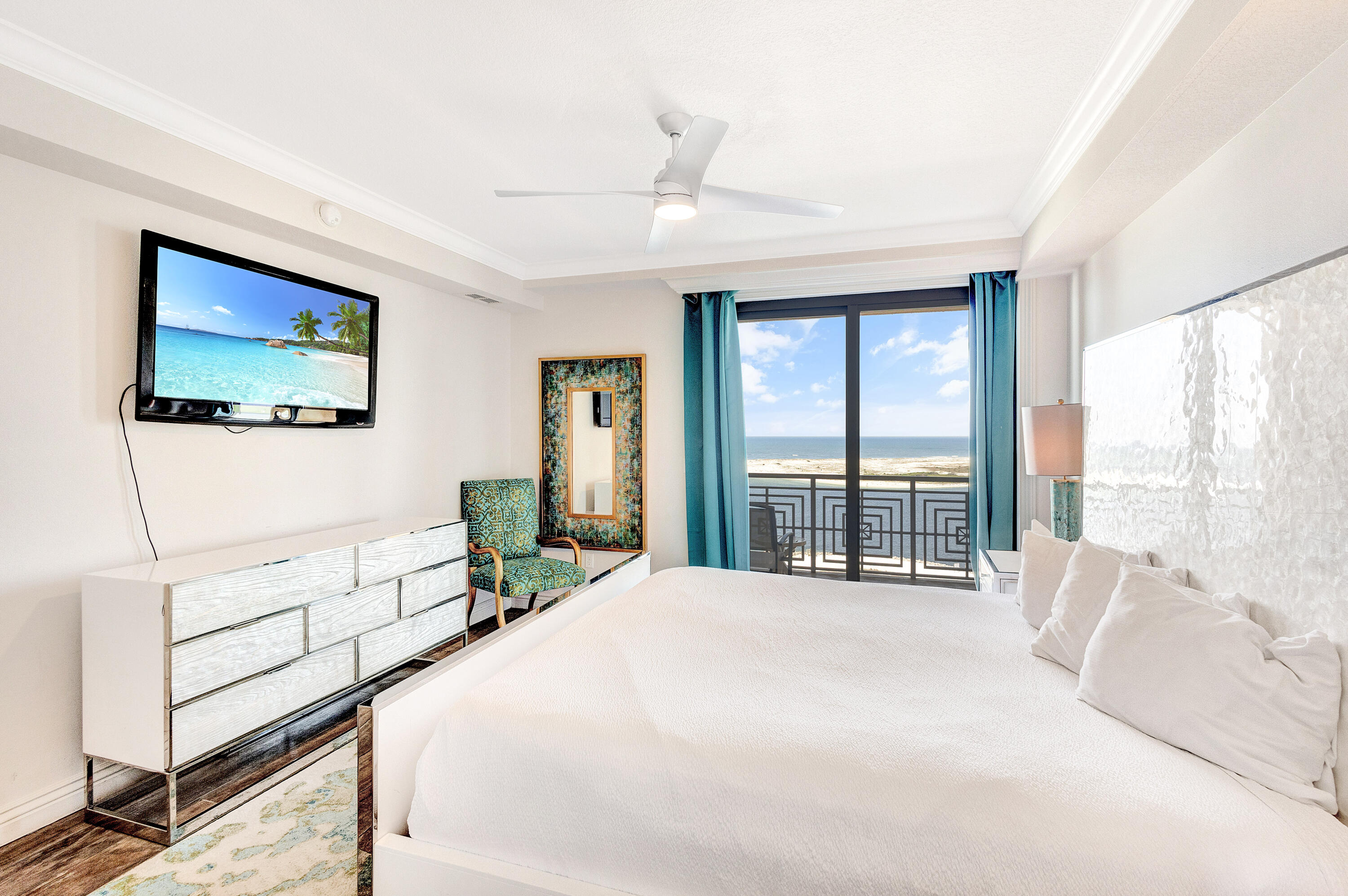 EMERALD GRANDE - Residential