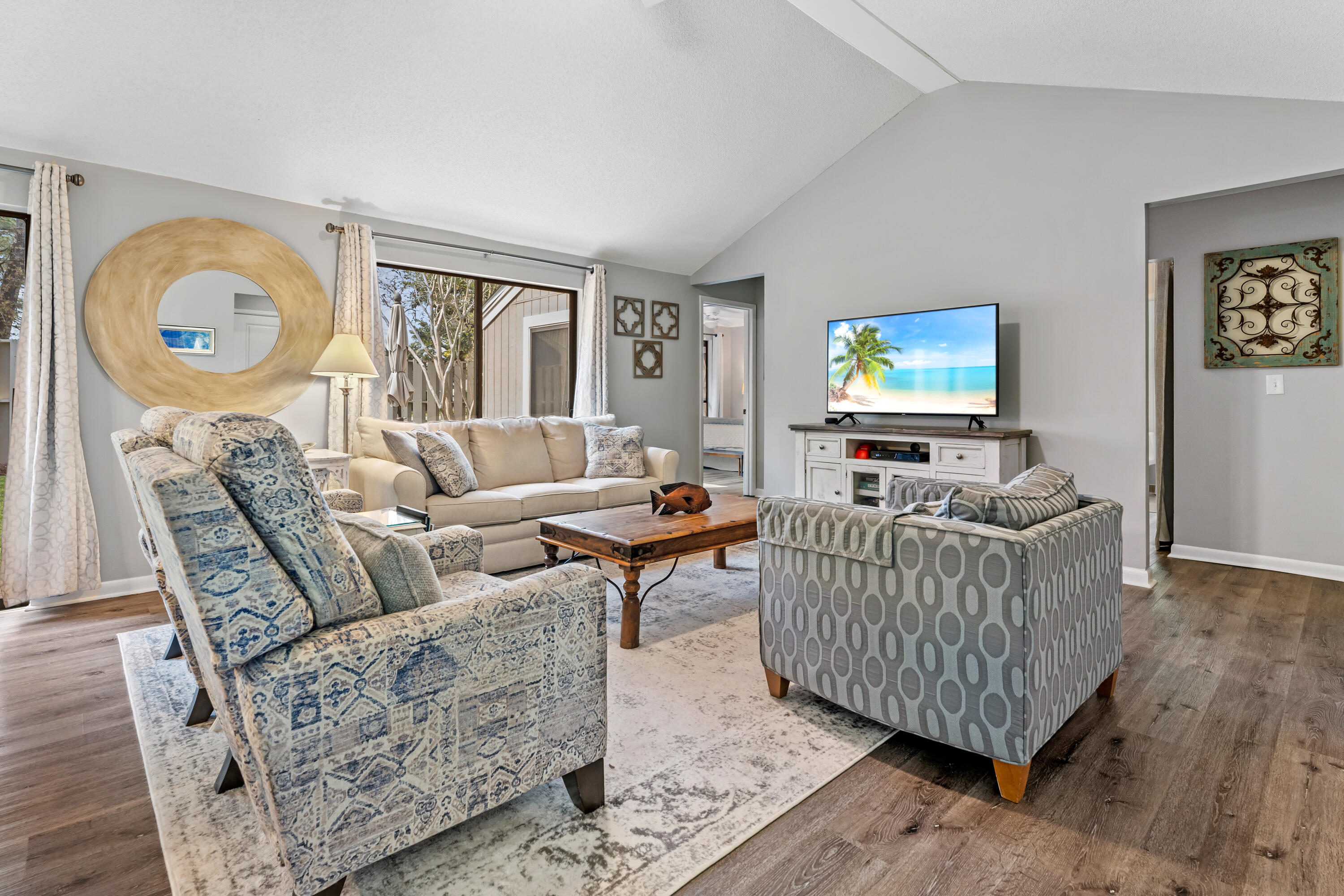 LINKSIDE VILLAGE UNIT 1 - Residential