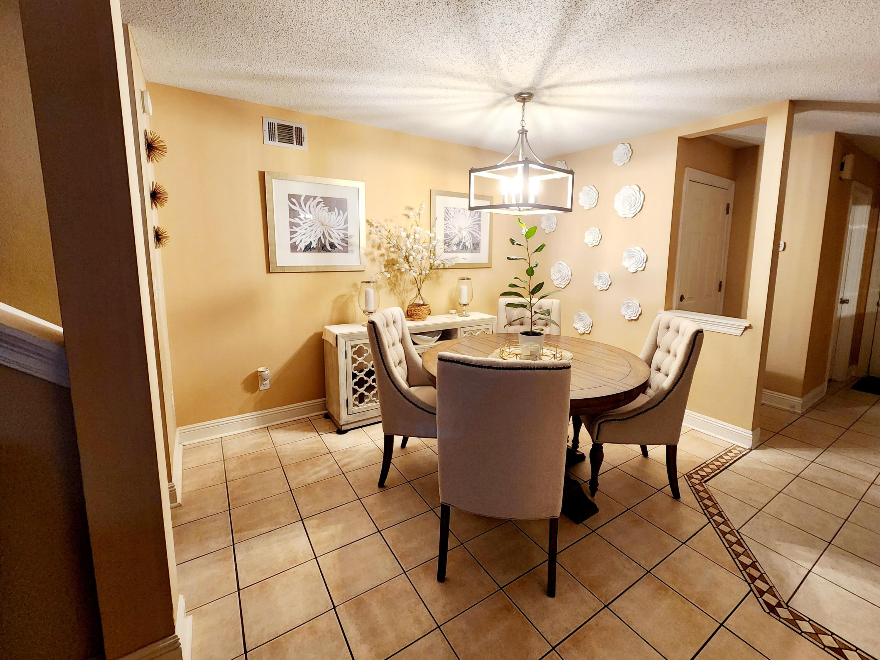 GLENWOOD CRT - Residential Lease