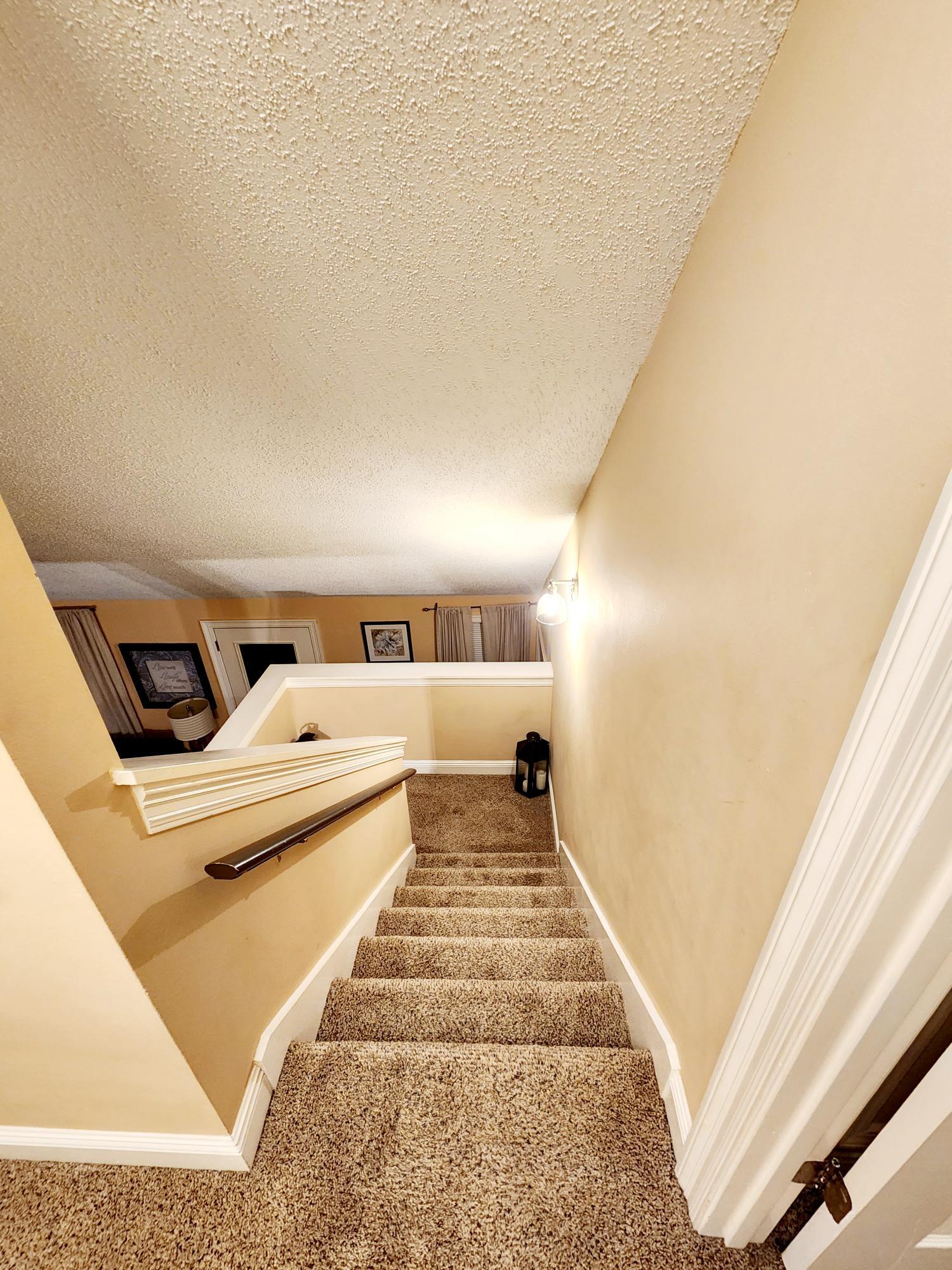 GLENWOOD CRT - Residential Lease