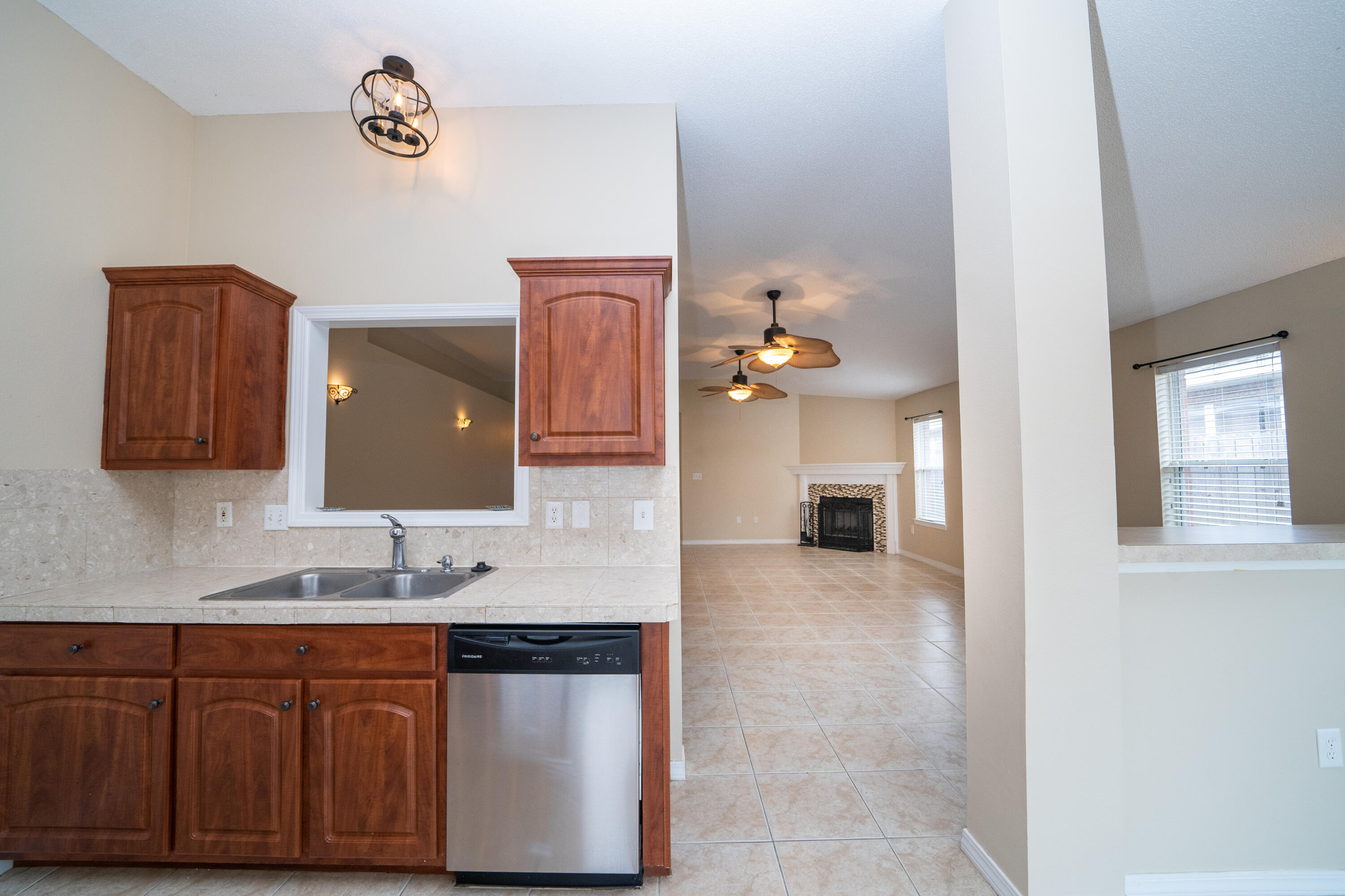 EMERALD VILLAGE S/D - Residential